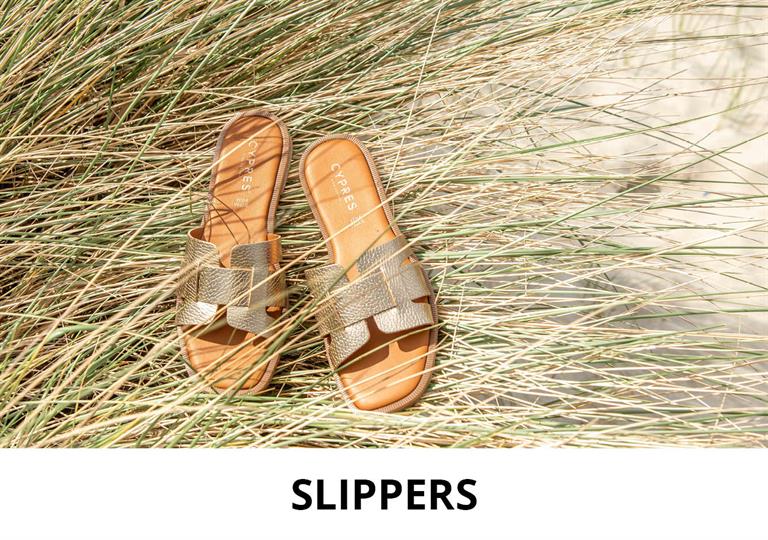 WK21 - Slippers