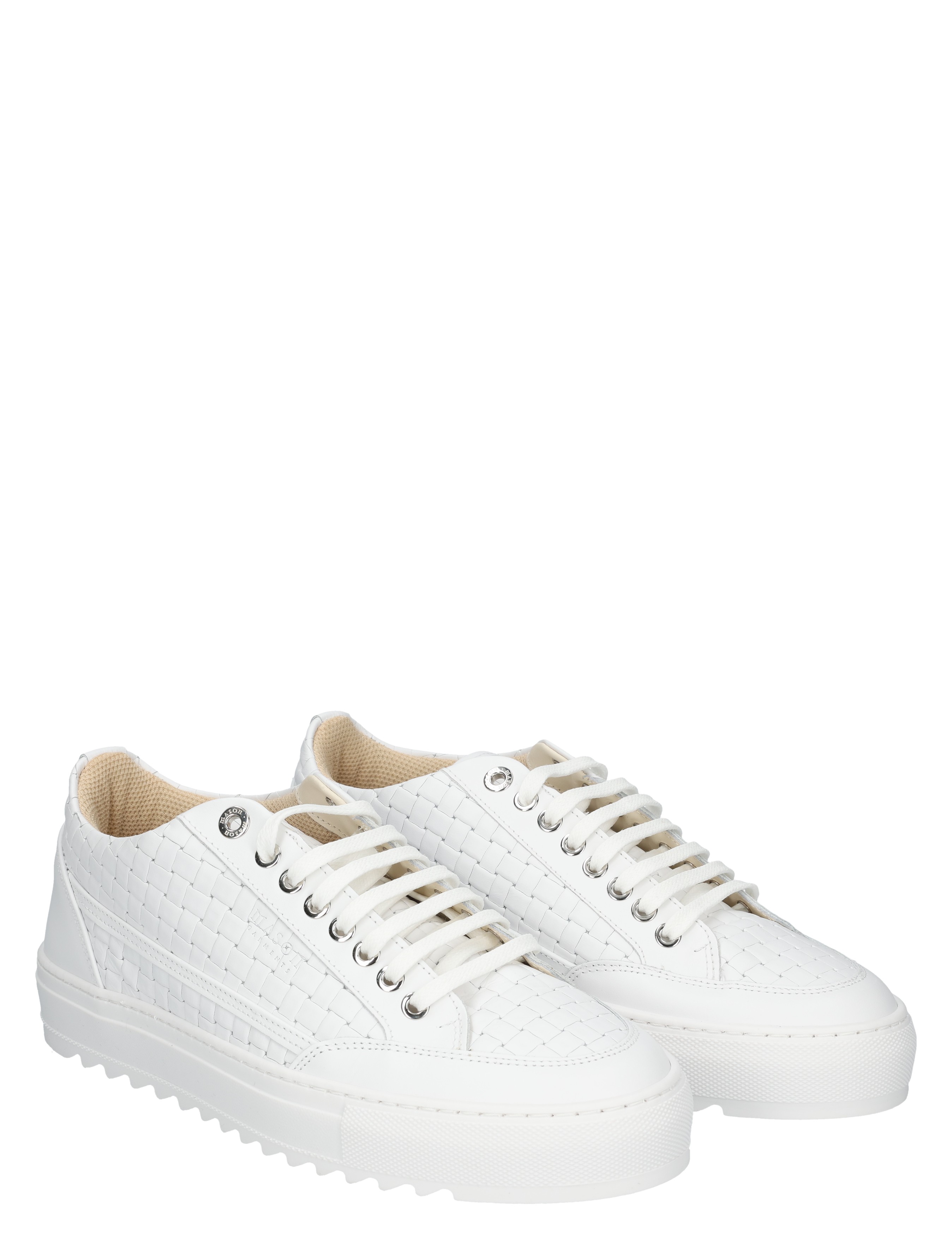 sneakers, witte schoenen, quilted, platform zool, luxe sneaker