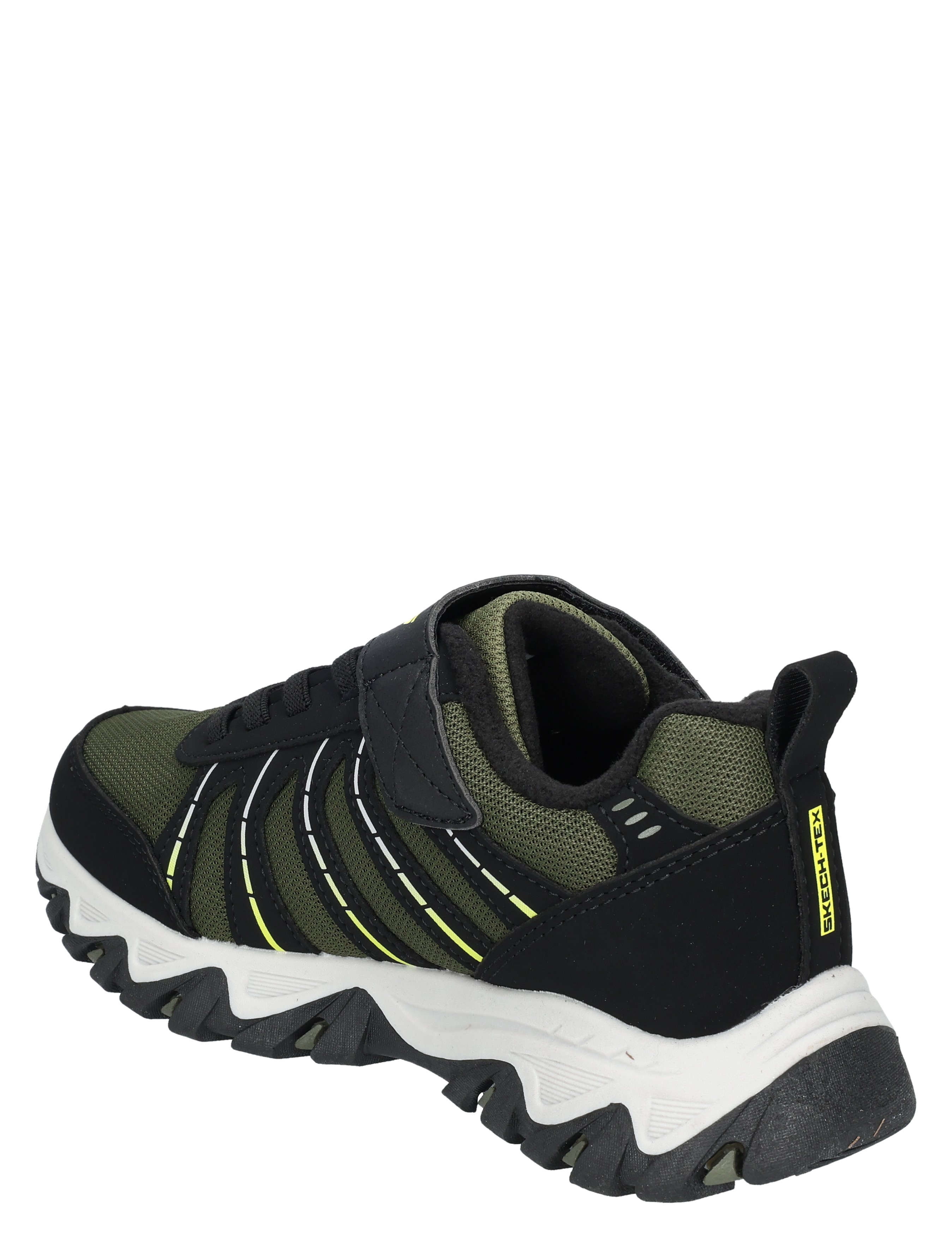 sneaker, sportschoen, groene kleur, lintennaden, afgeplatte hak