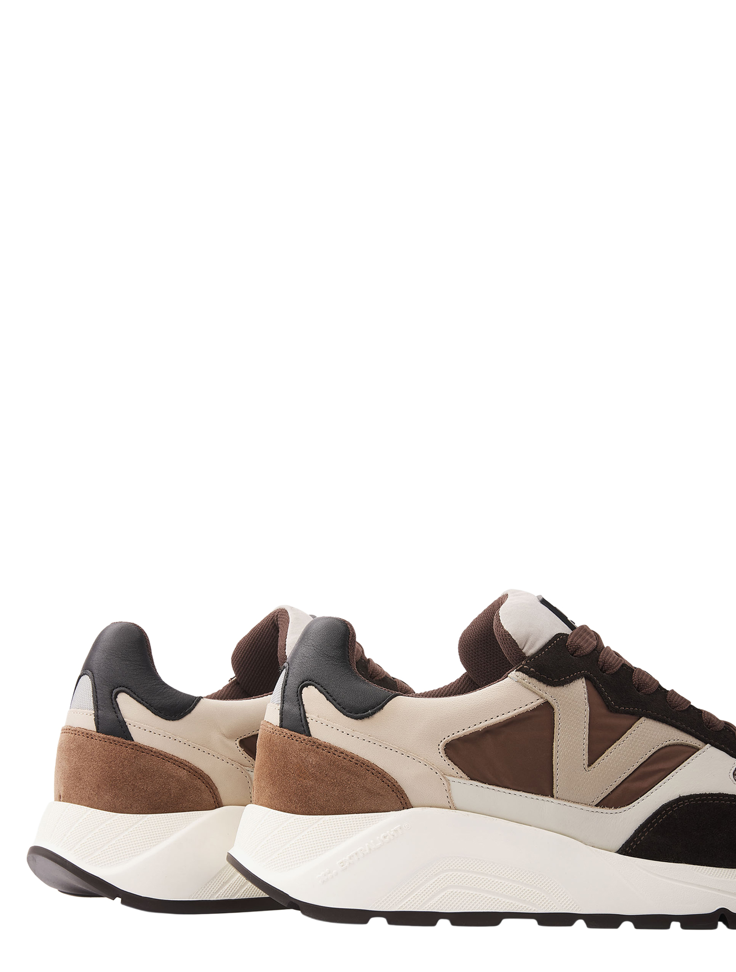 sneaker, wandelschoen, bruine accenten, crème/kleurige panelen, chunky zool