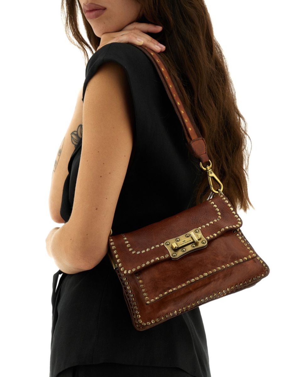 tassen, schoudertas, leren tas, riemriem stud, gouden hardware