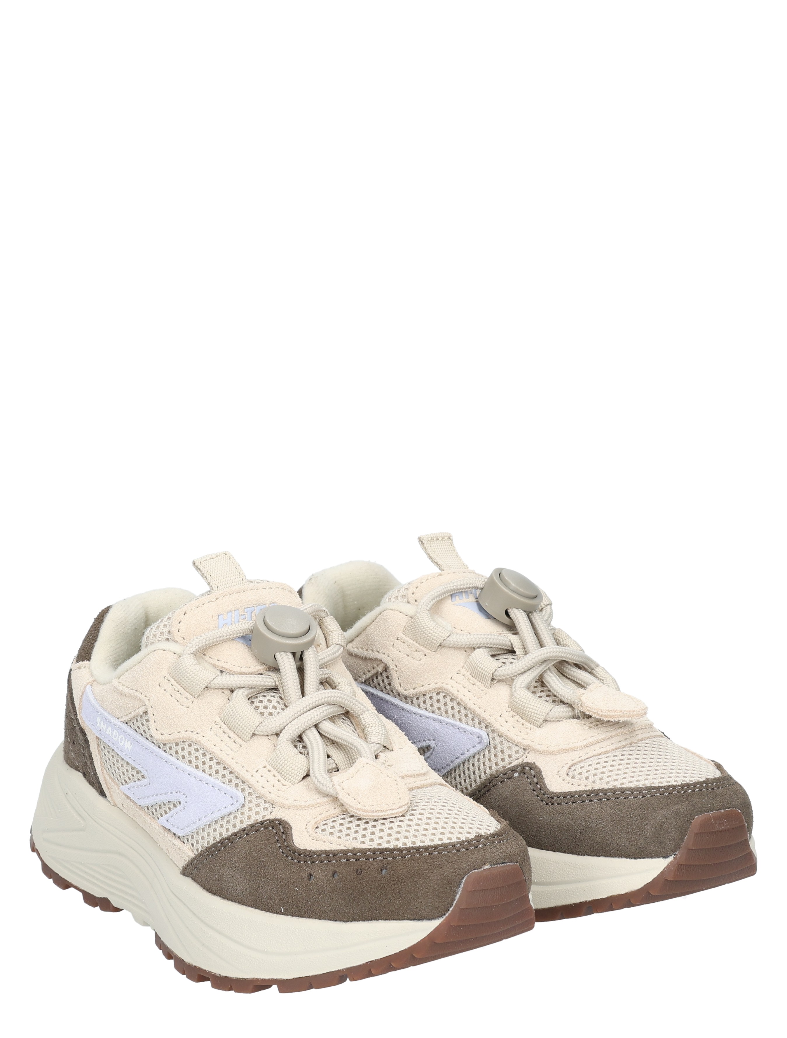 sneakers, witte schoenen, mesh materiaal, veterschoen, robeindial