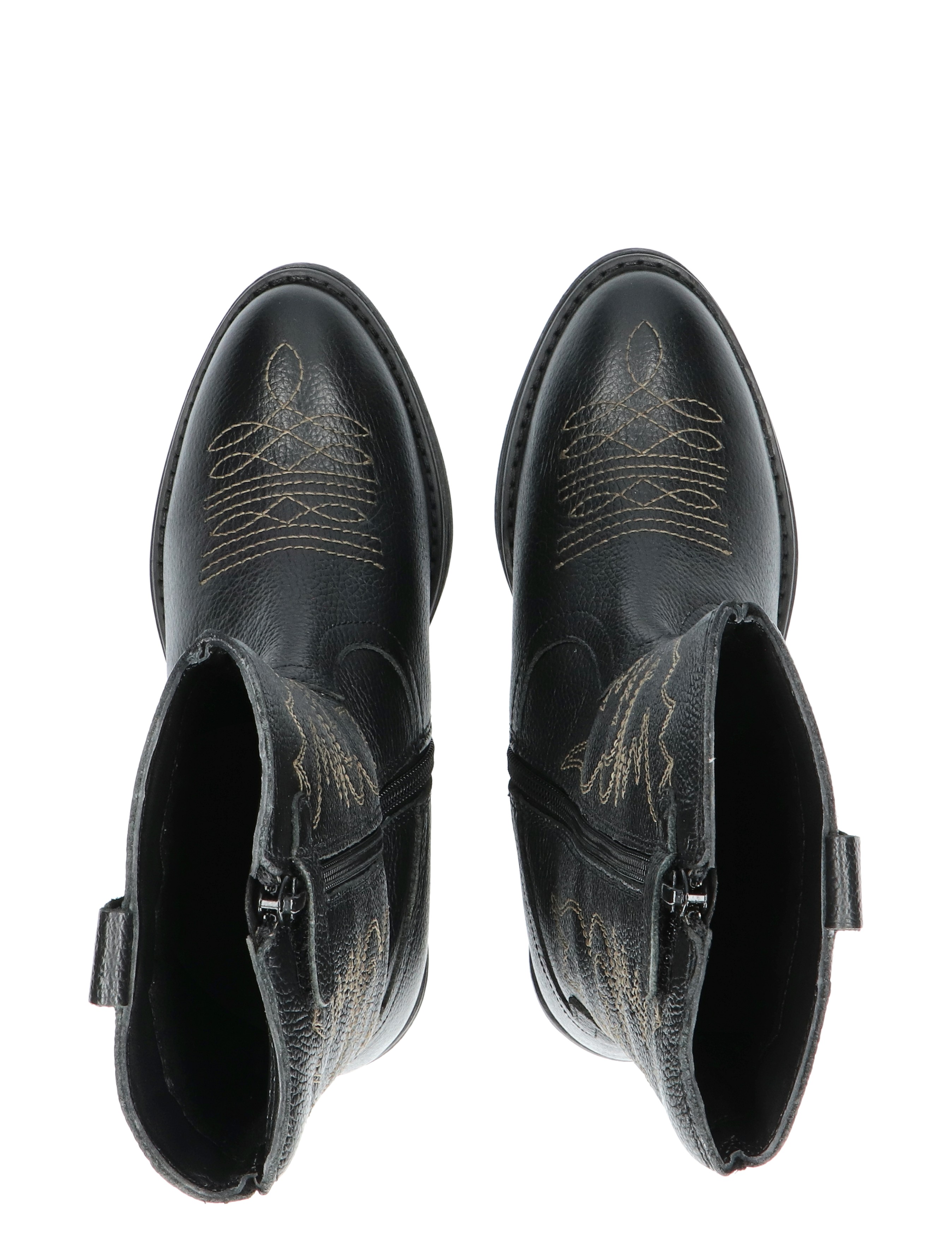 Sancha Black