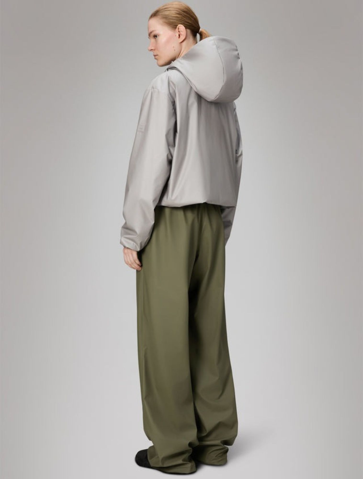 Rains - Lohja Short Insulated Jacket 123 Nimbus Grey - Dames - Jassen en Jacks - 48337_99_5