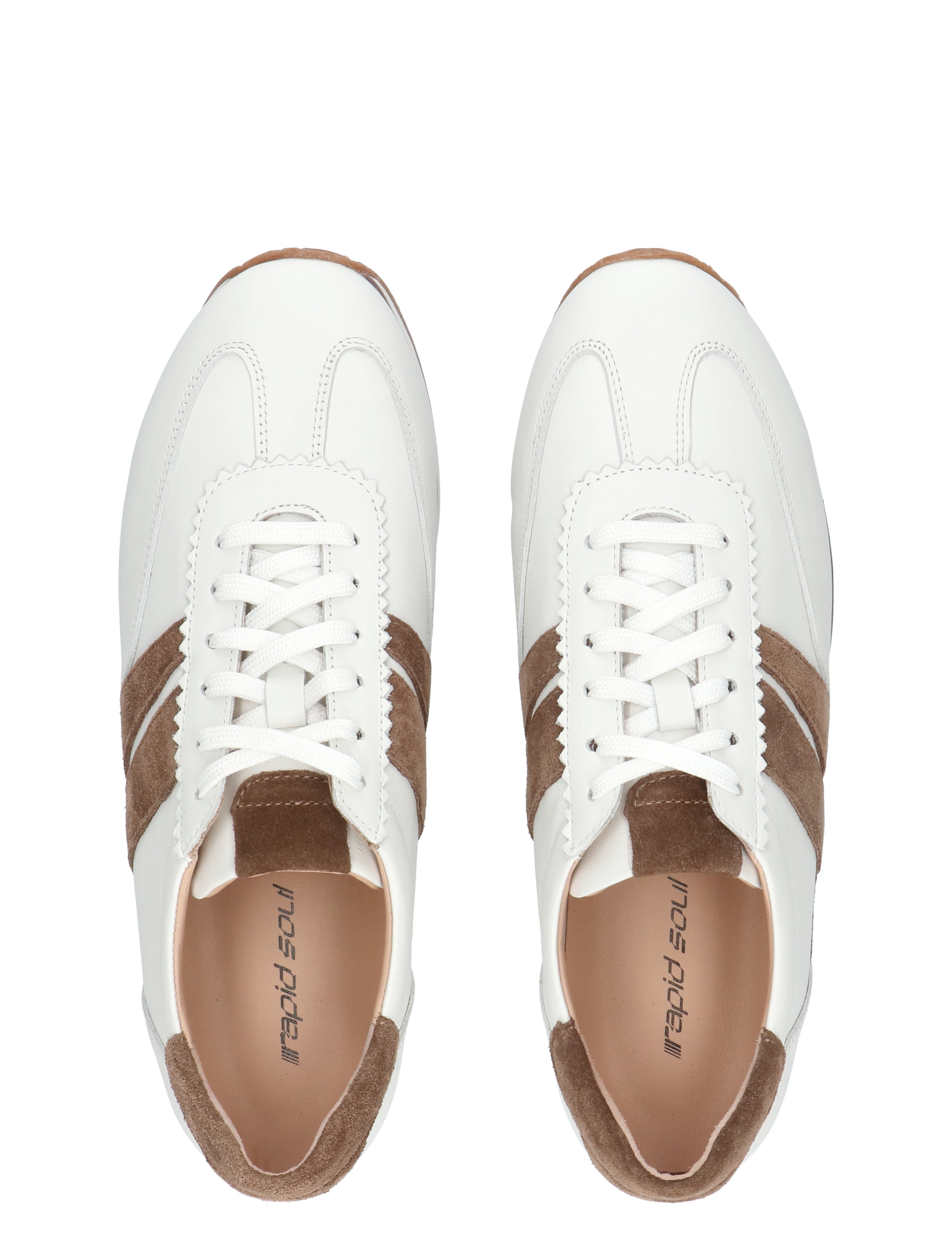 witte sneakers, luxe sneakers, suede accenten, laag model, veters