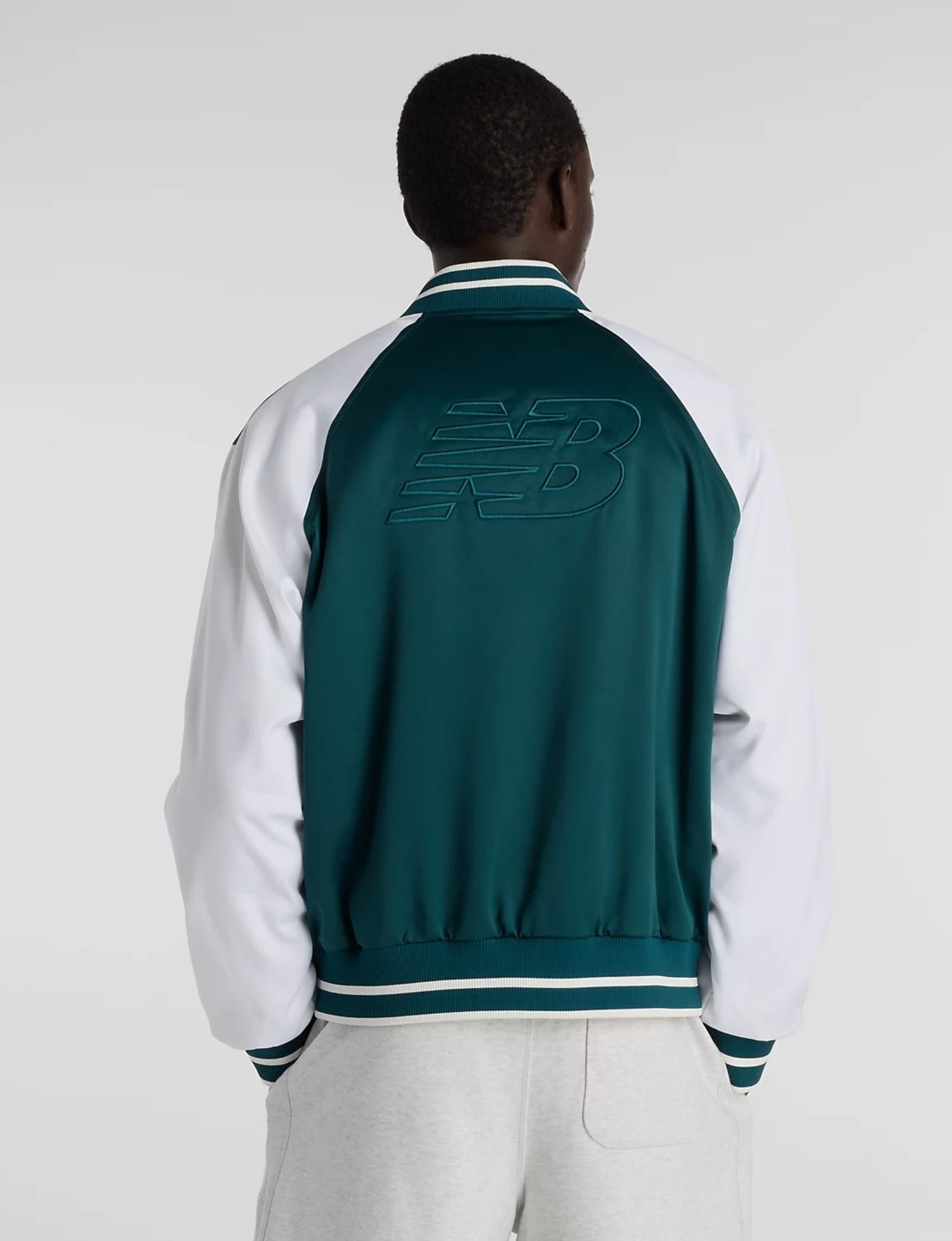 New Balance - Athletics Varsity Jacket Men MJ6102R7 Medusa Green - Heren - Jassen & Jacks - 49636_66_2
