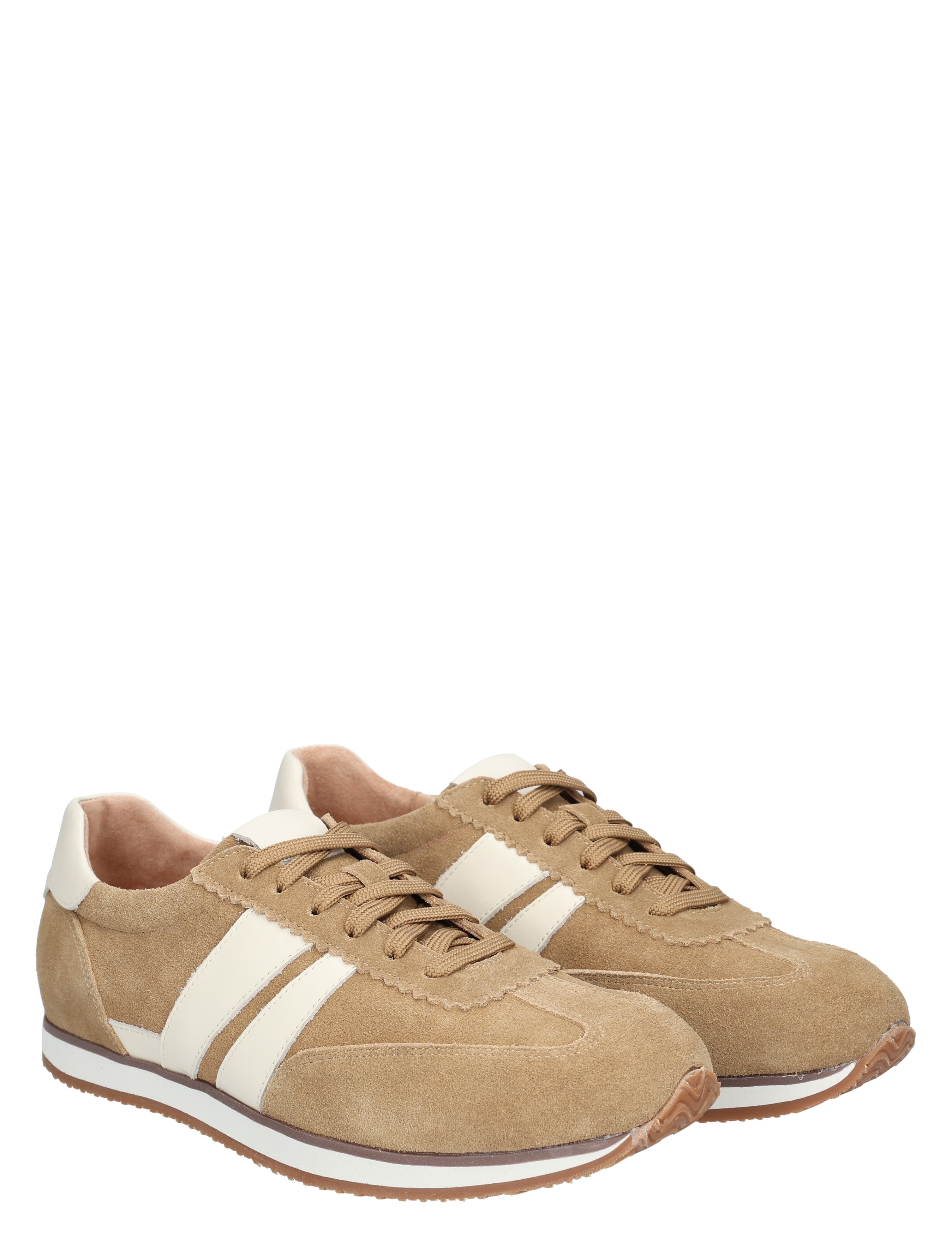sneakers, camel, suede, witte strepen, casual schoen