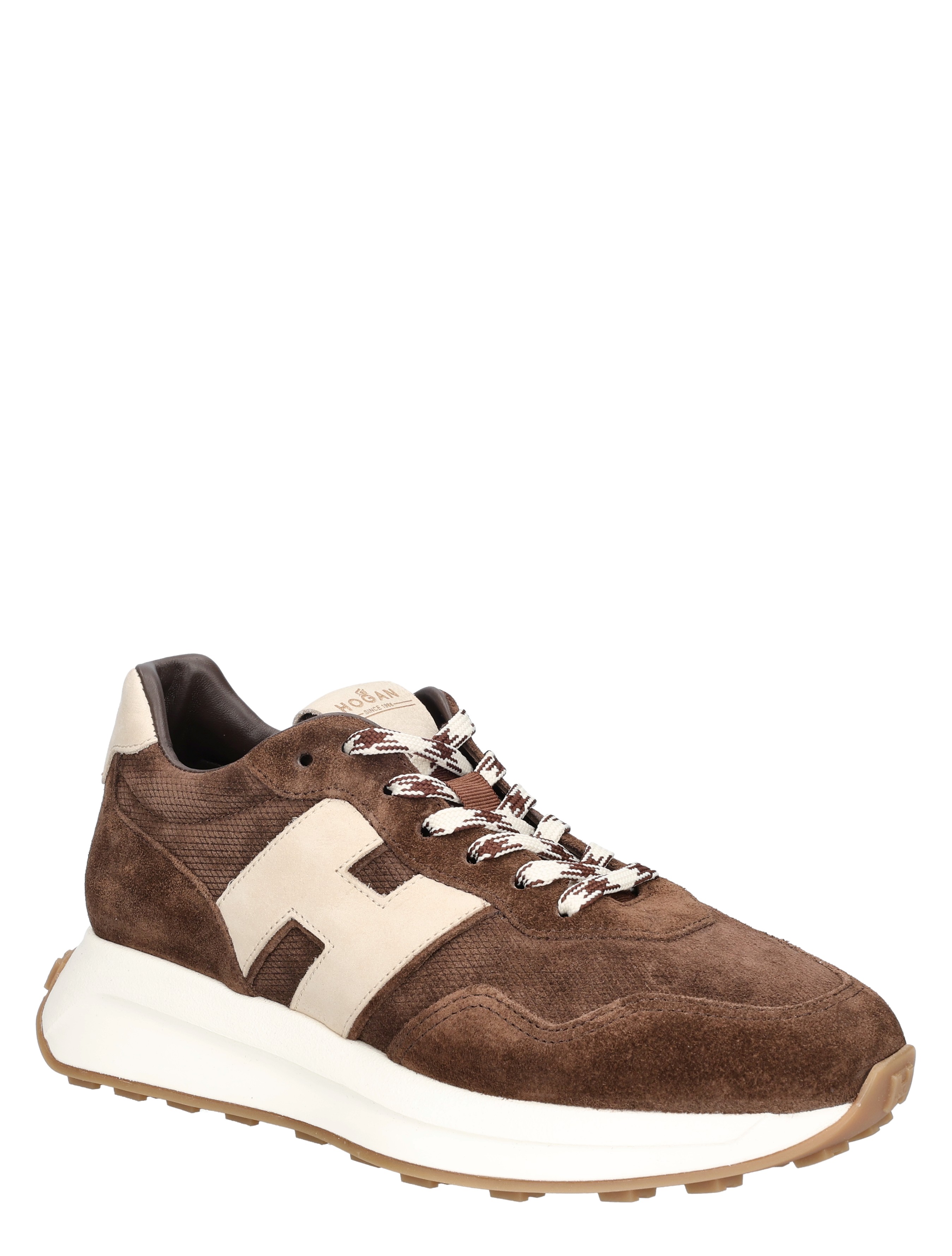 sneaker, bruine schoen, suede, witte zool, vetering-sport, luxe trail, casual sneaker
