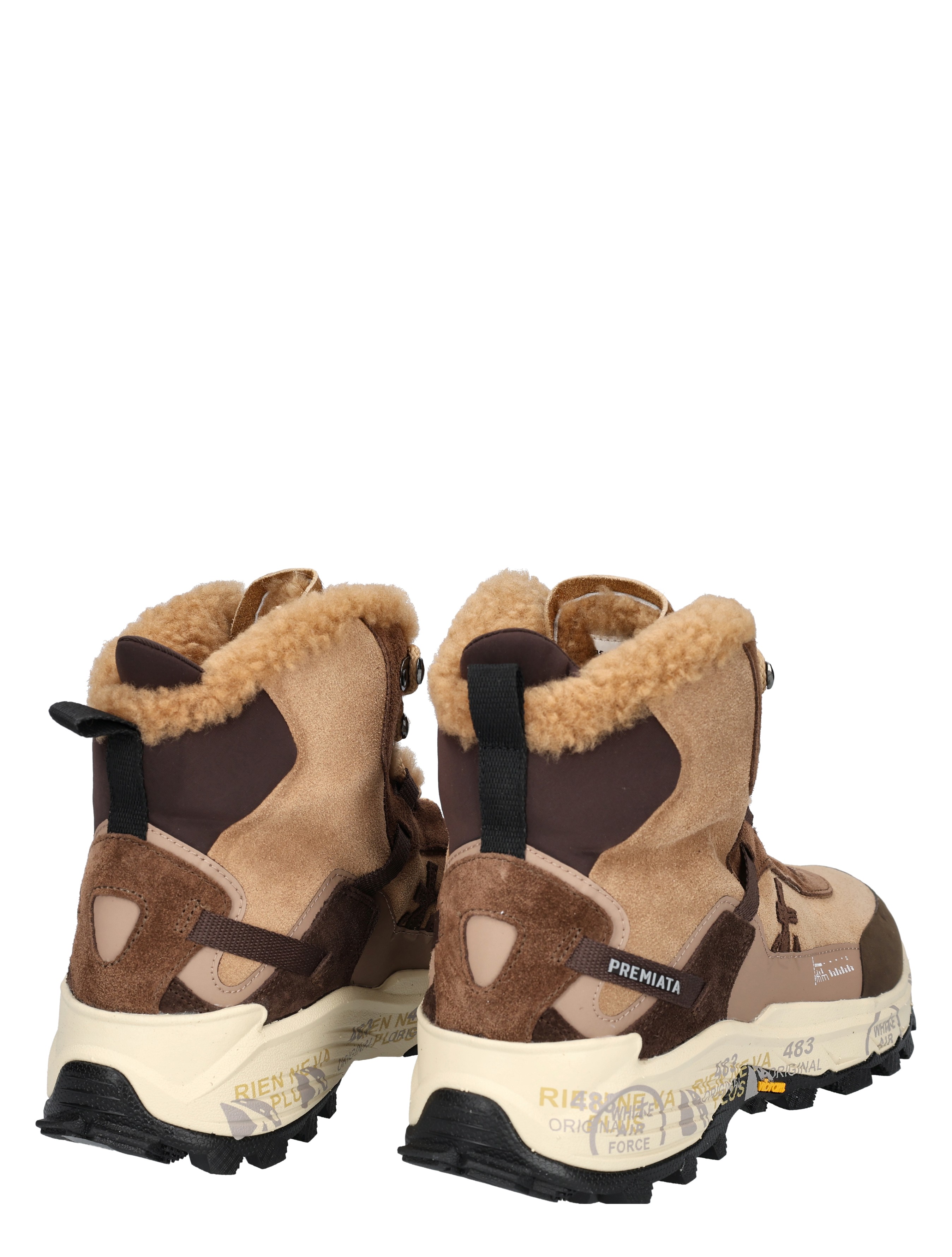 wandelschoen, hoge enkel, luxe fleece, tijkbruine color, sneaker buiten