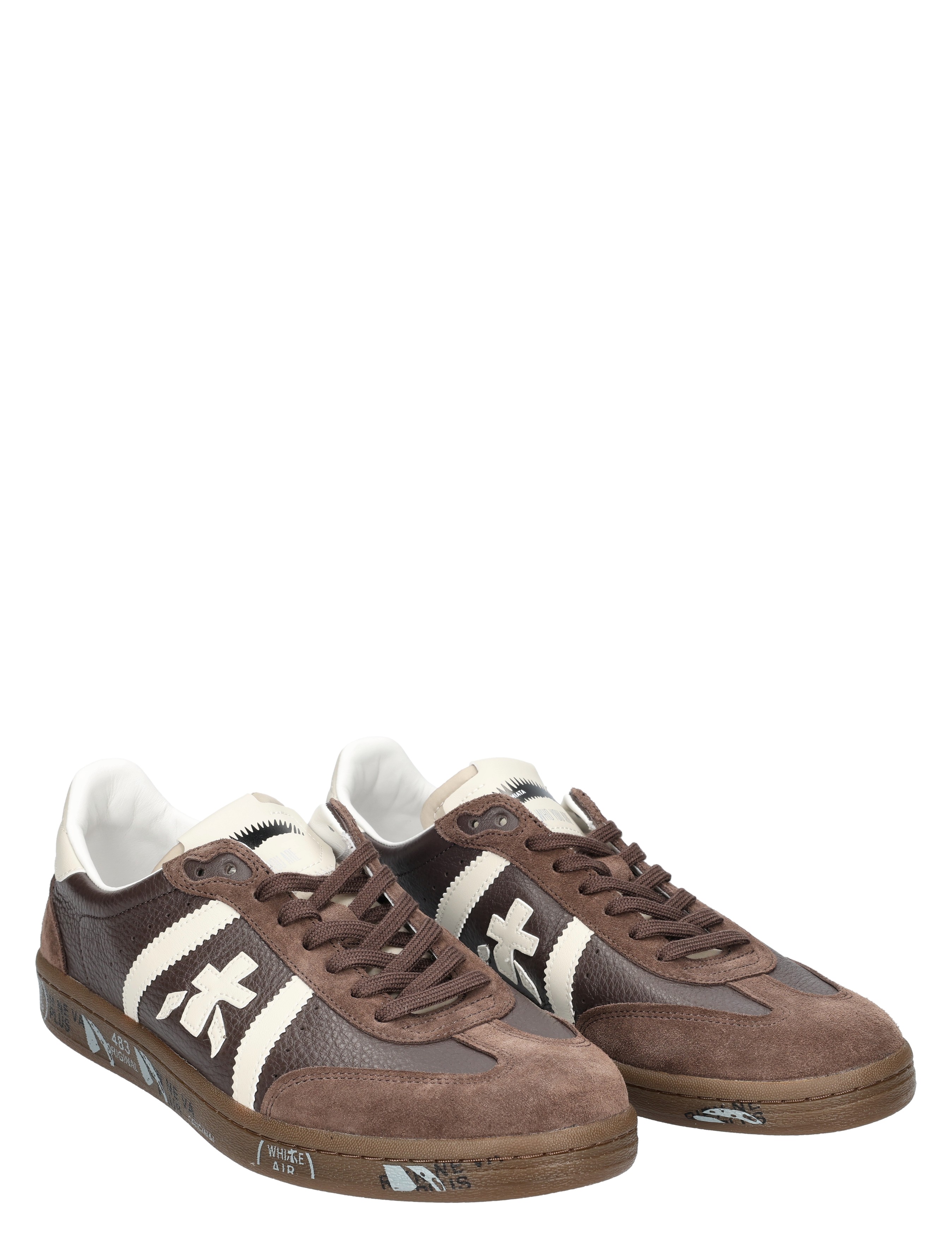 skechers, sneakers, bruine schoenen, suede, witte stripes