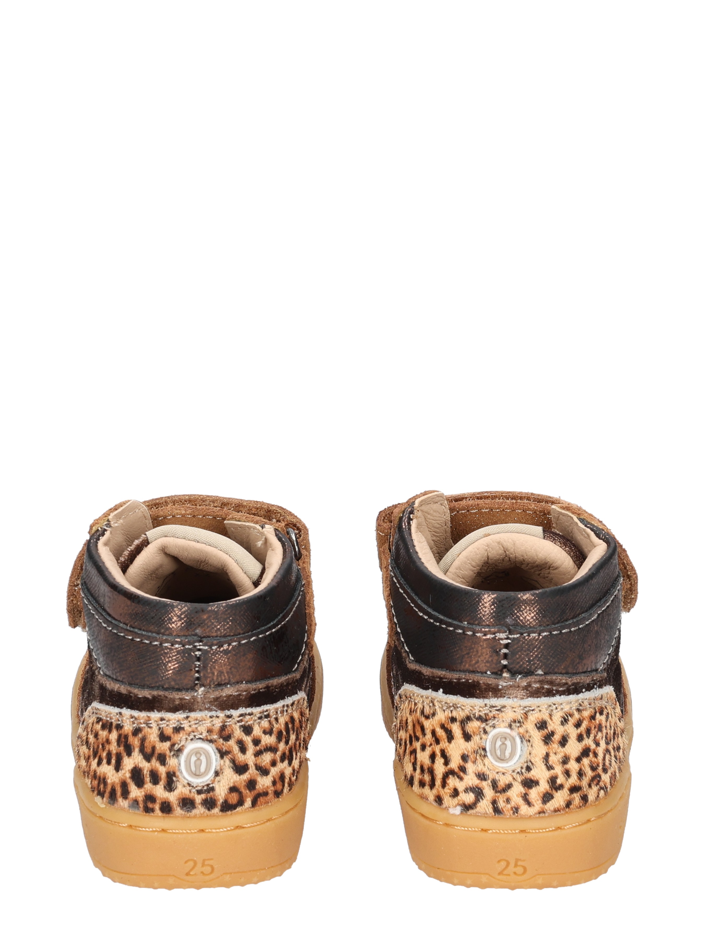 hoge-hoog, parelmoer sluiting?, leopard print, hakken zool, baby sneakers