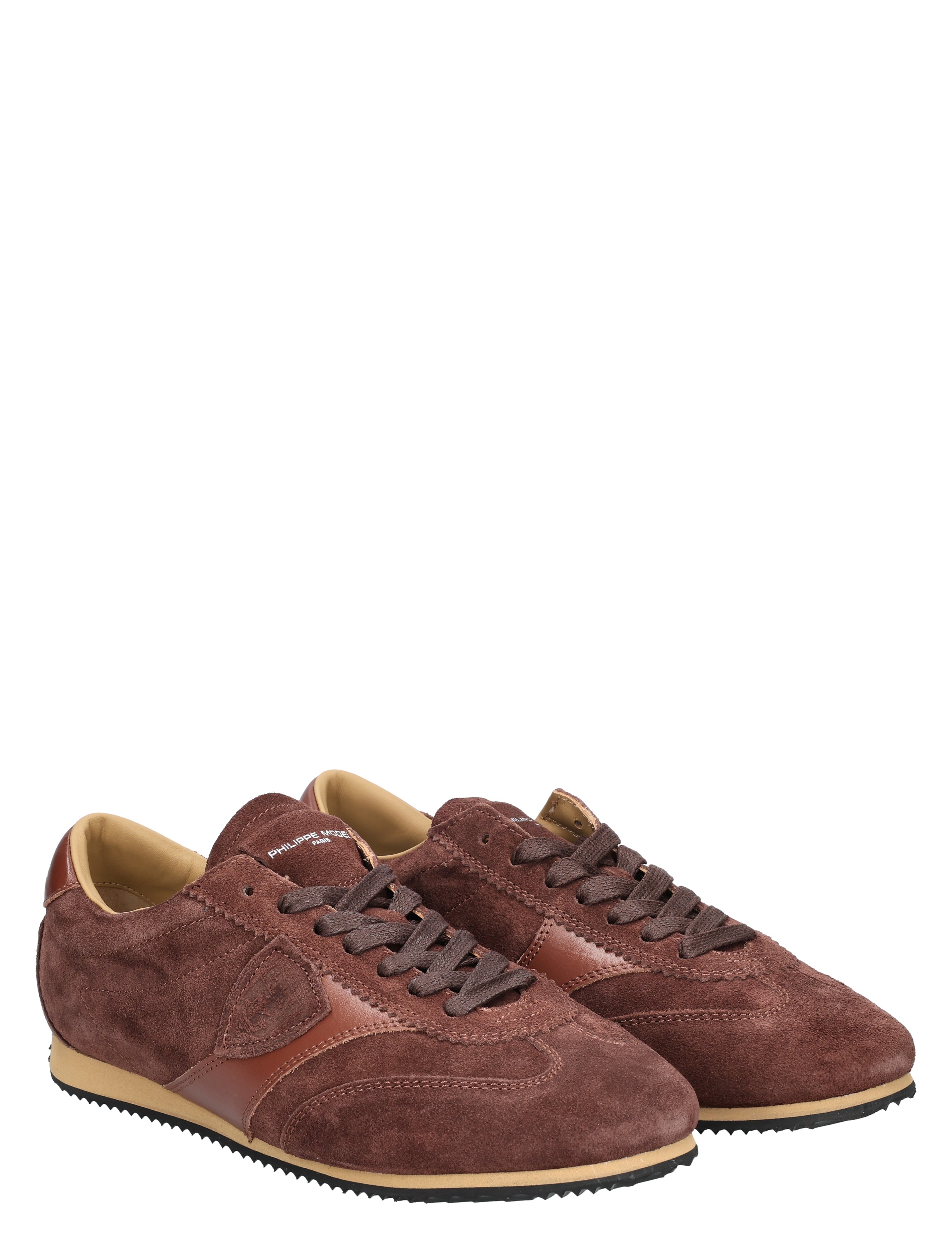sneaker, bruine suede, luscurs, lacing, sportschoen