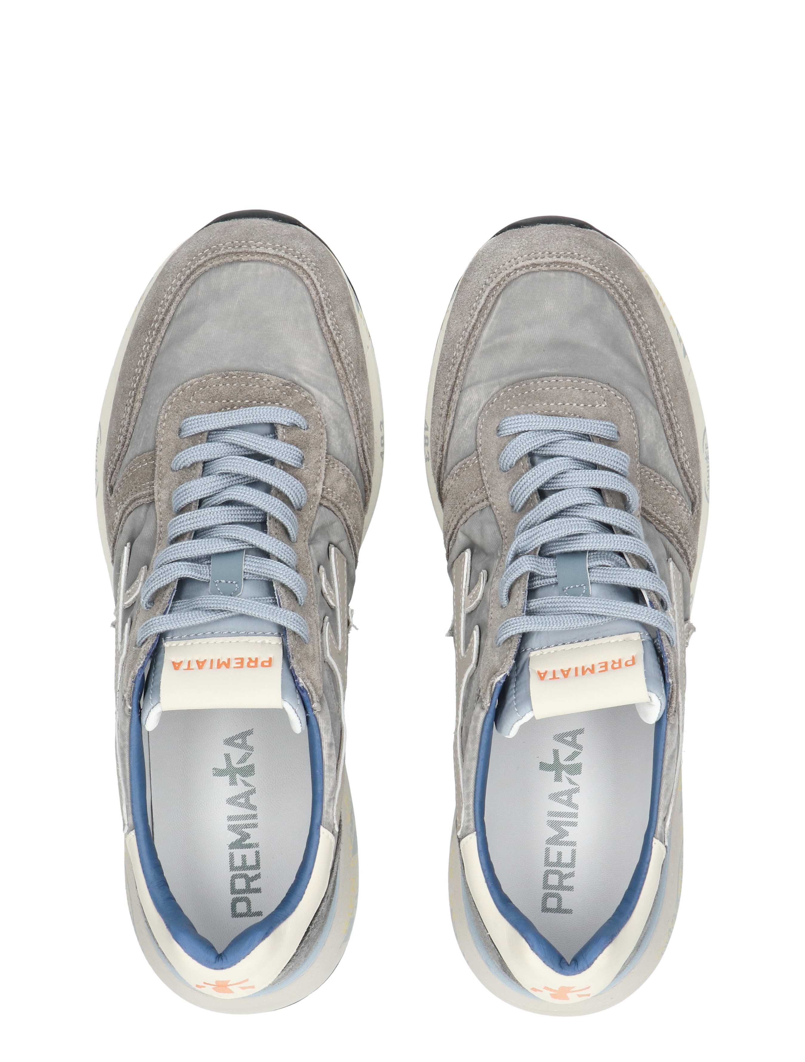 sneakers, grijs, suede, luxe sportschoen, veterschoenen