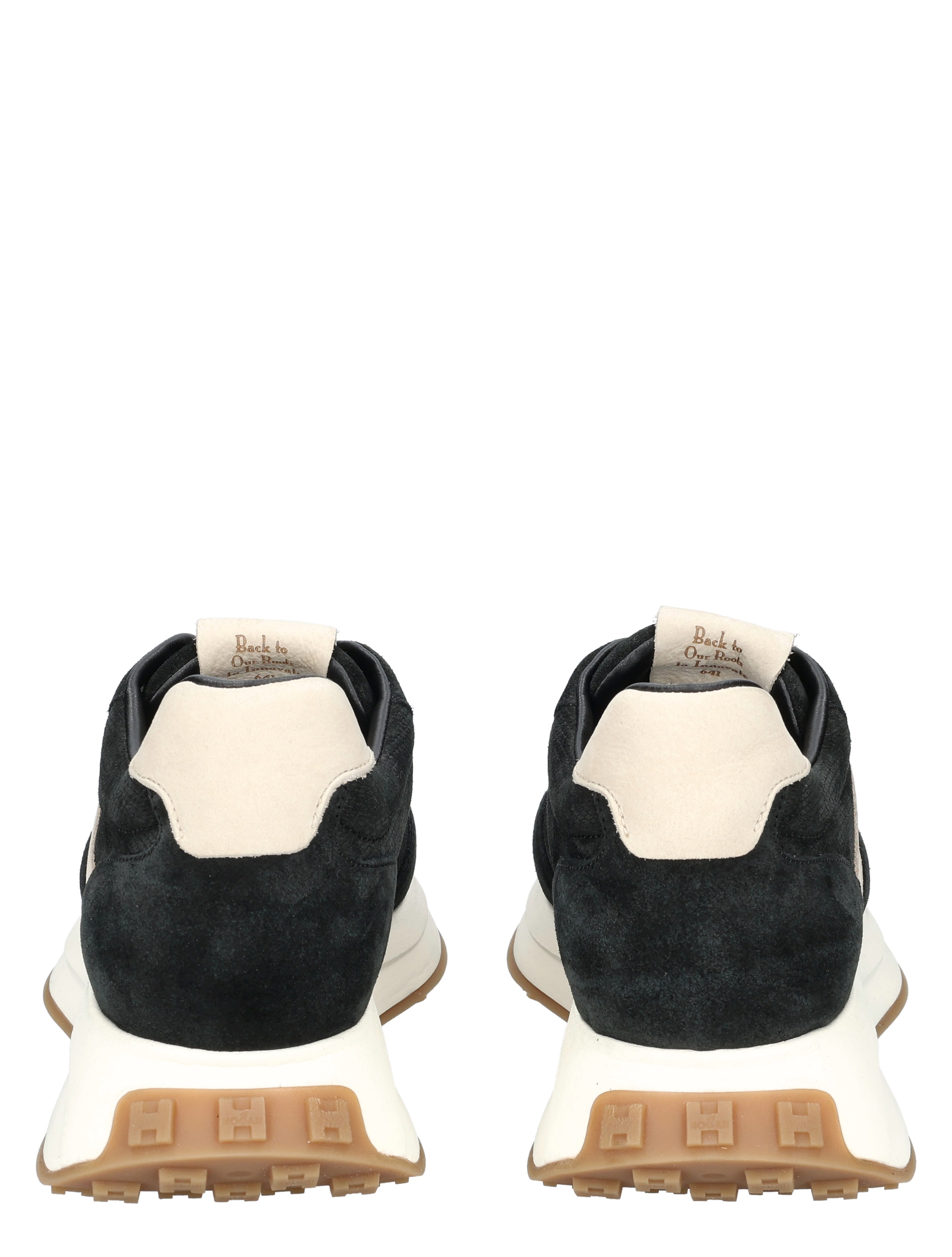 sneaker, donker leer, suède, gumzool, rubberen zool