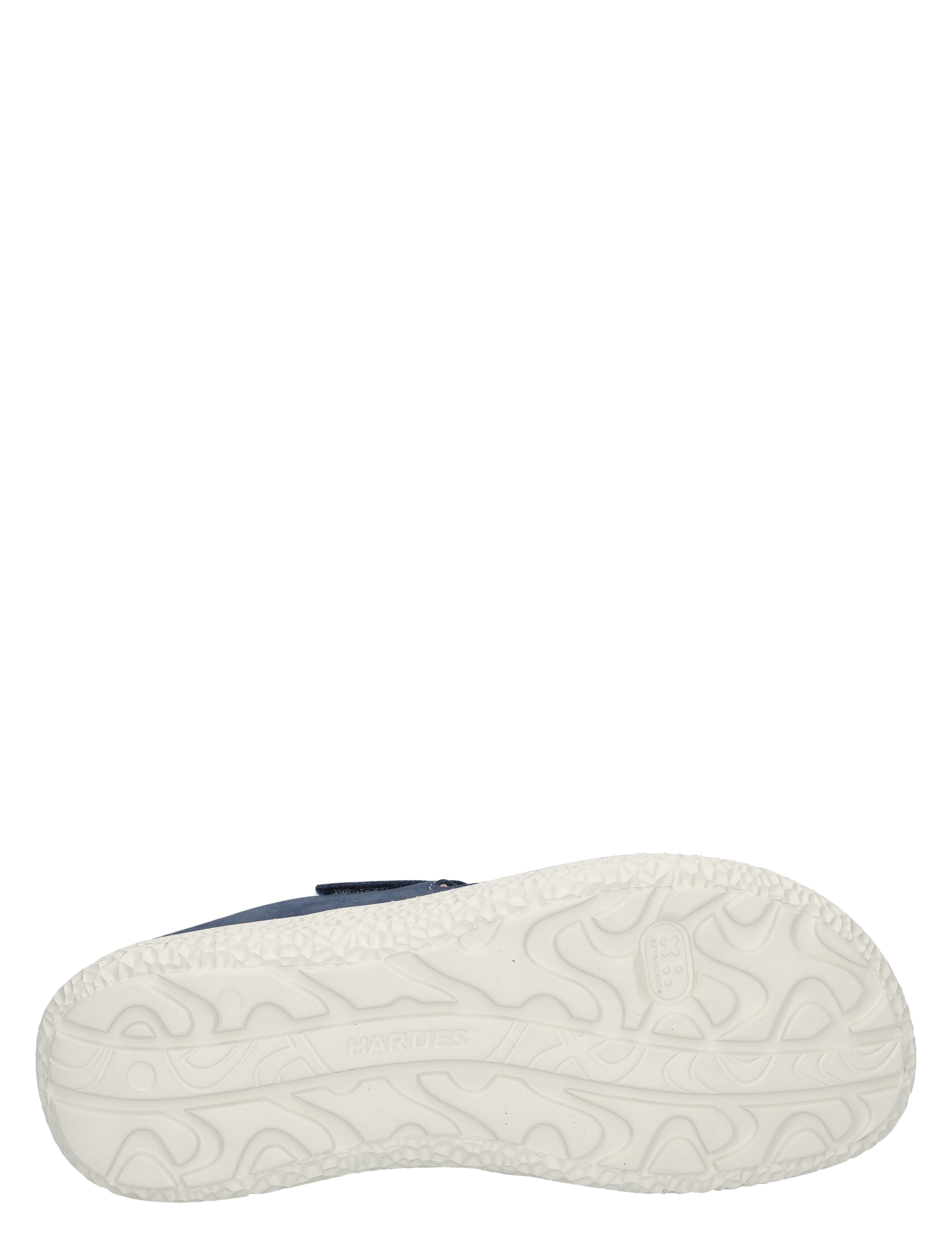 sneaker, shoe, white sole, curved tread, size 35