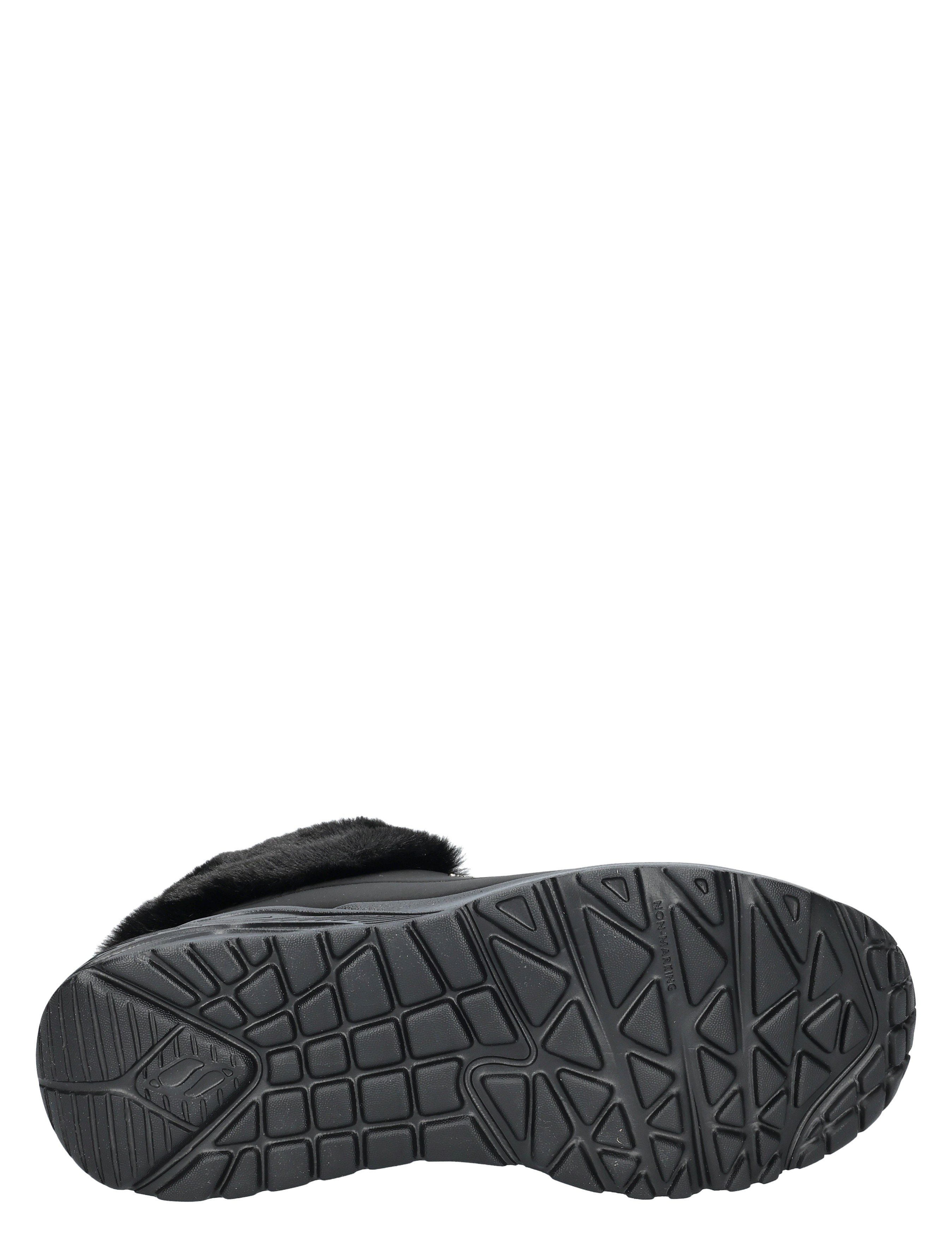 slip-on, boot, sole, rubber, fur