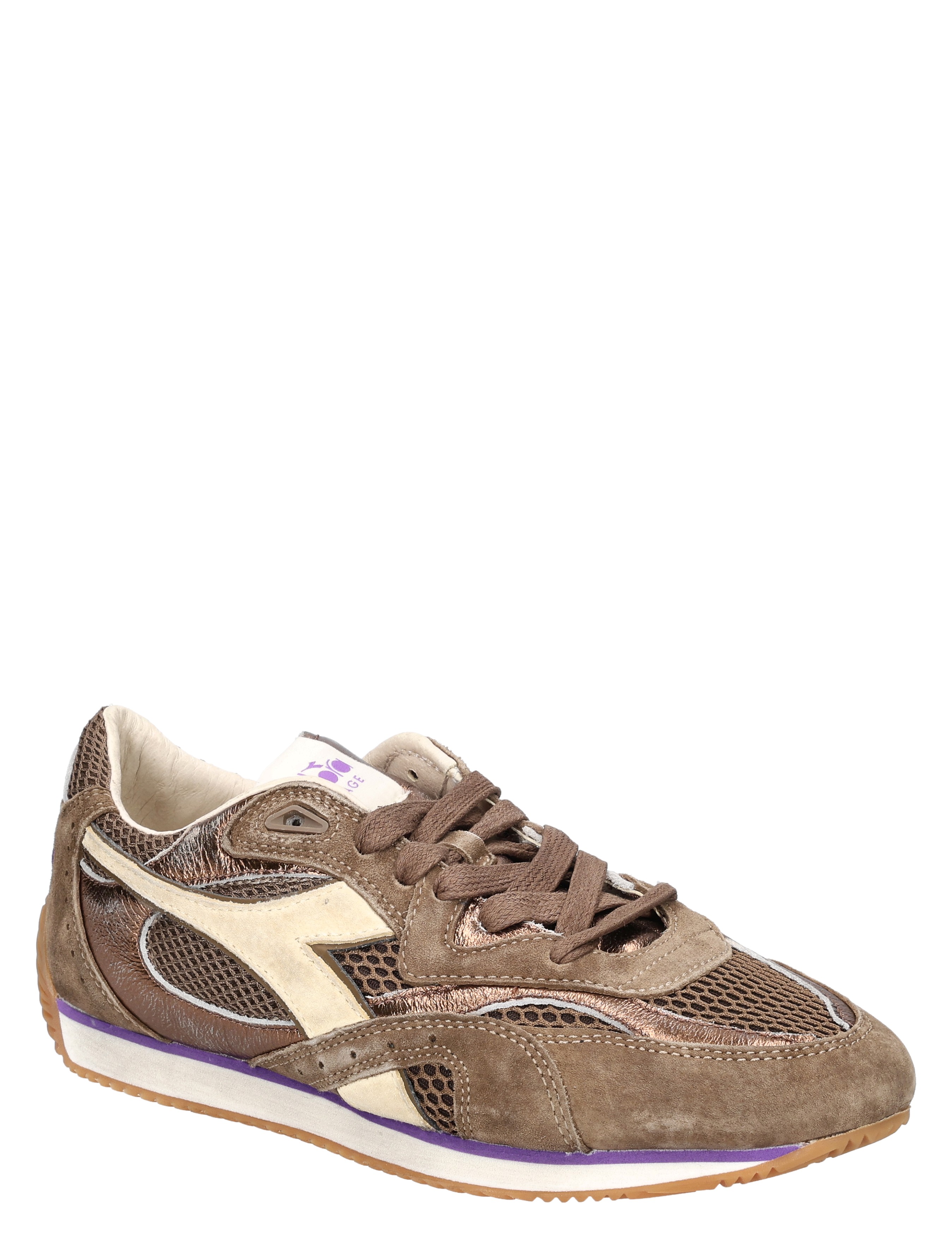 sneaker, bruine schoen, mesh racer, suede details, paars accenten