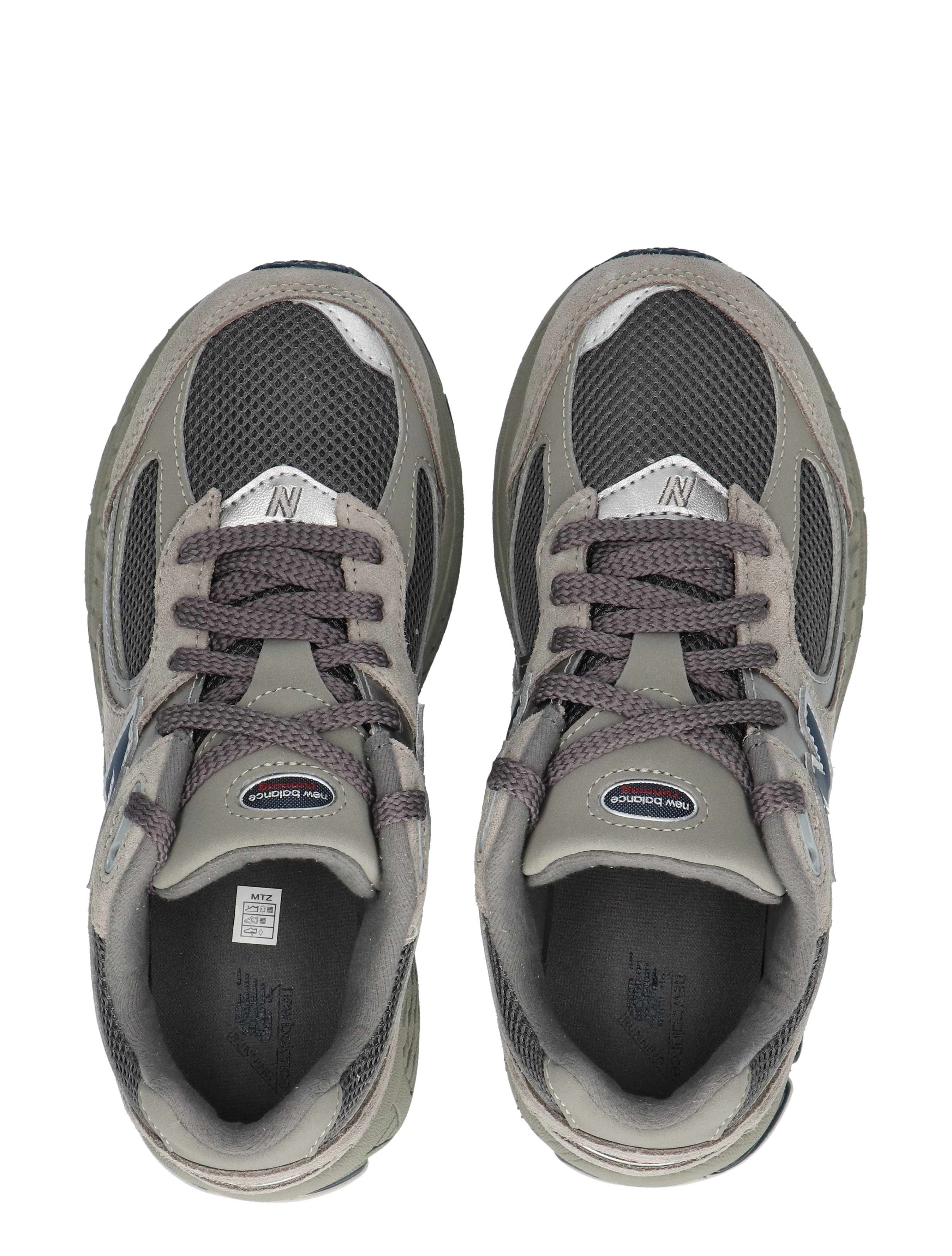 New Balance - 2002 Kids GC2002R0 Grey Metallic Silver - Sneakers - Lage Sneakers - Jongens - 49640_77_7