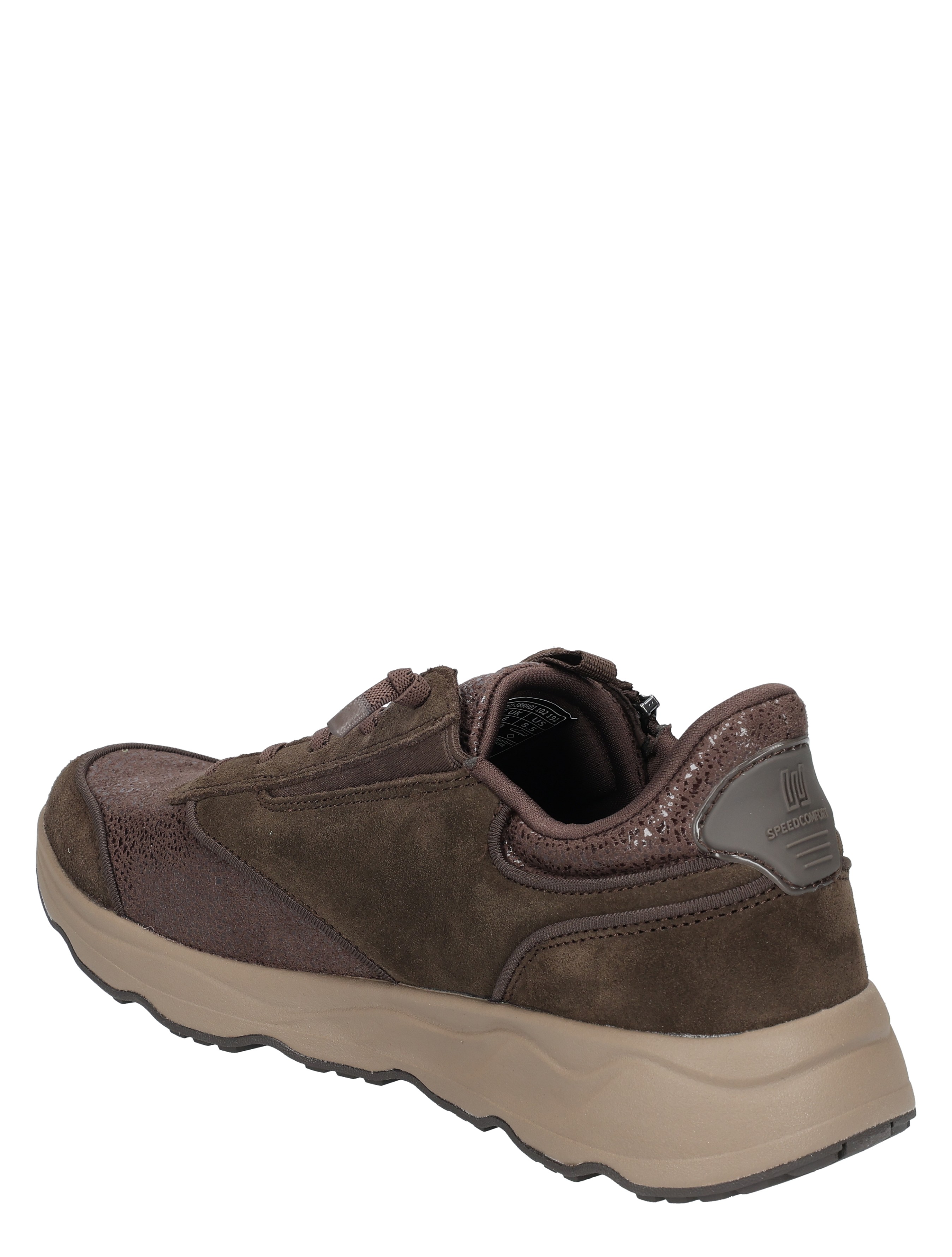 broekie, sneaker, bruine schoenen, suède, sportieve zool