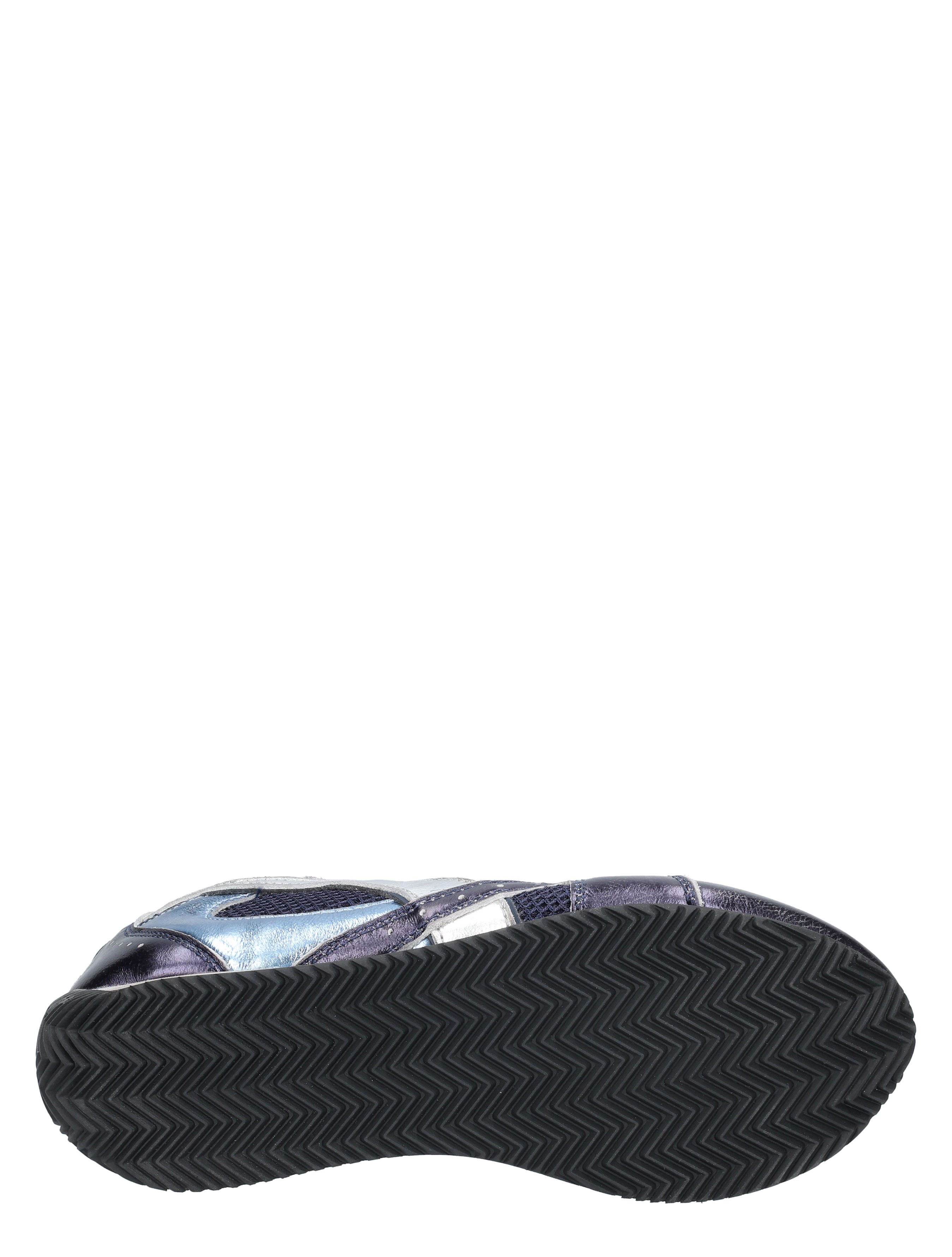 moderne schoen, gore-tex, riemsluiting, zwarte zool, veters