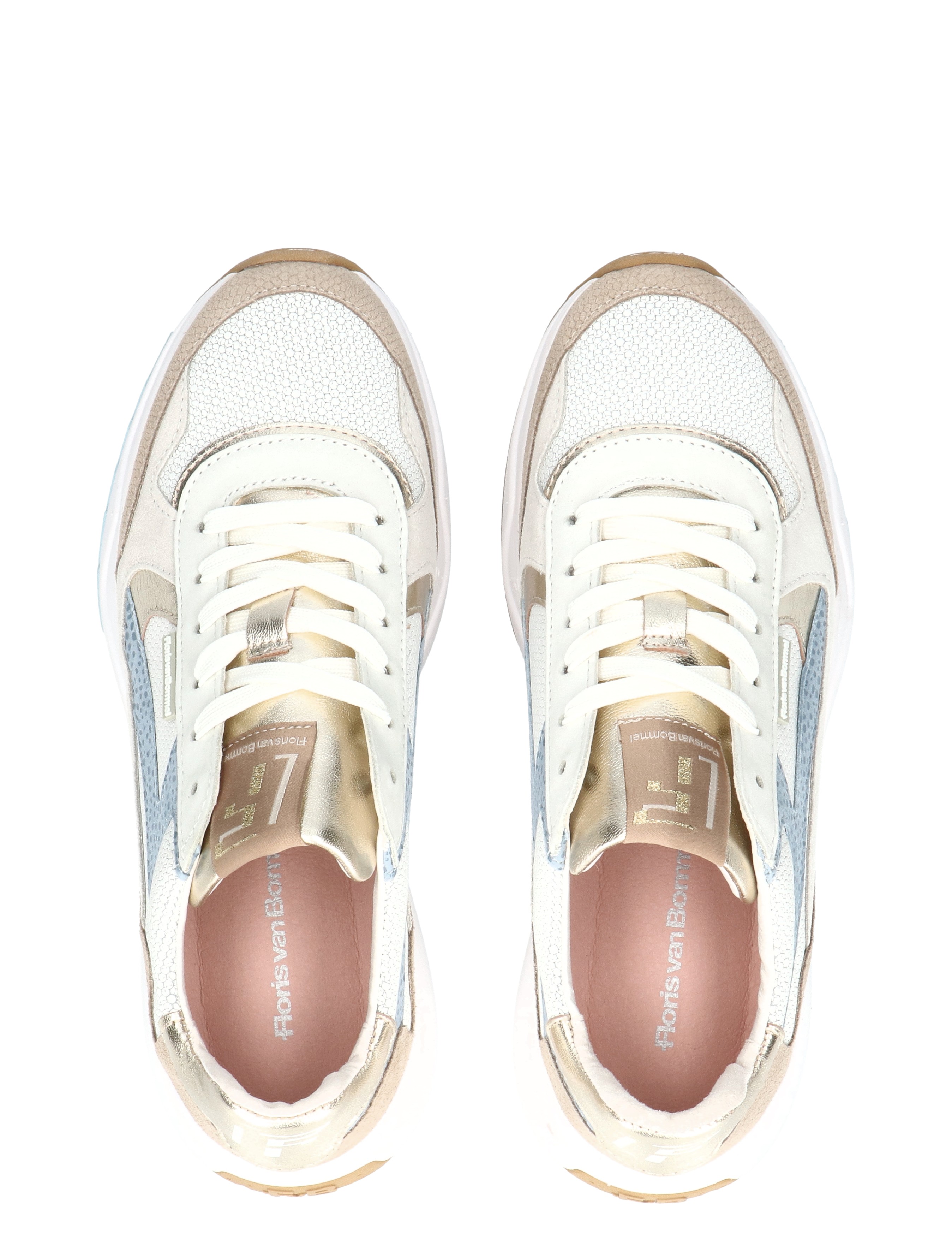 sneakers, sportschoenen, luxe sneakers?, goude accenten, luchtdrijf?
