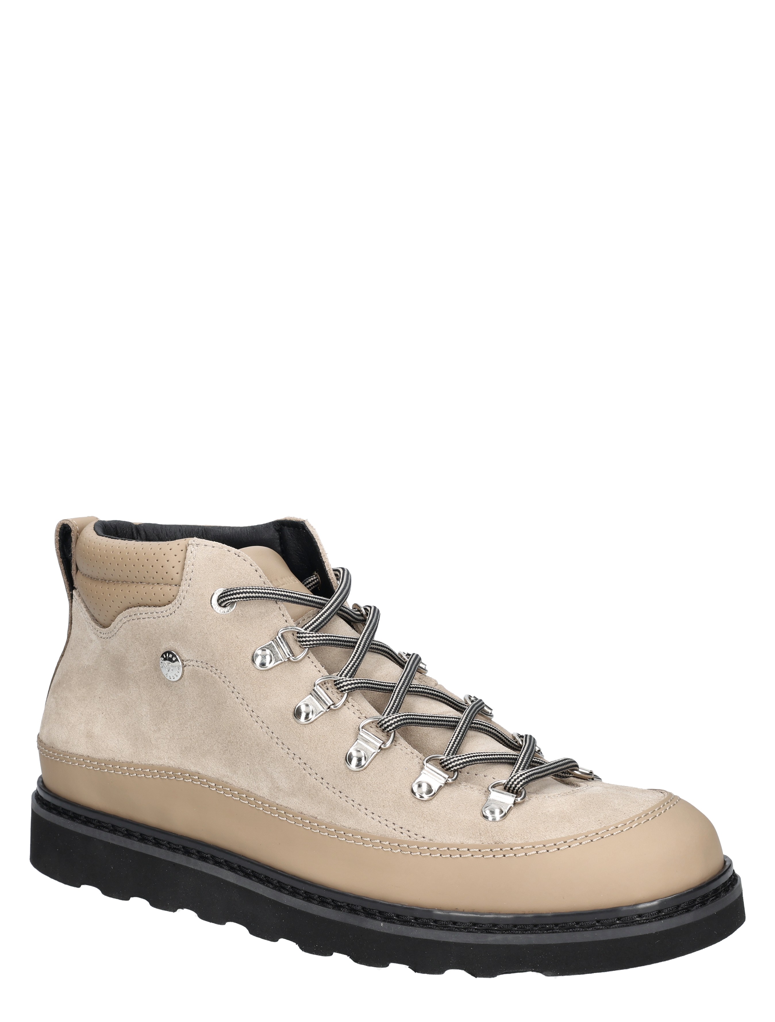 hiking boot, beige, suede, steel eyelets, lug sole
