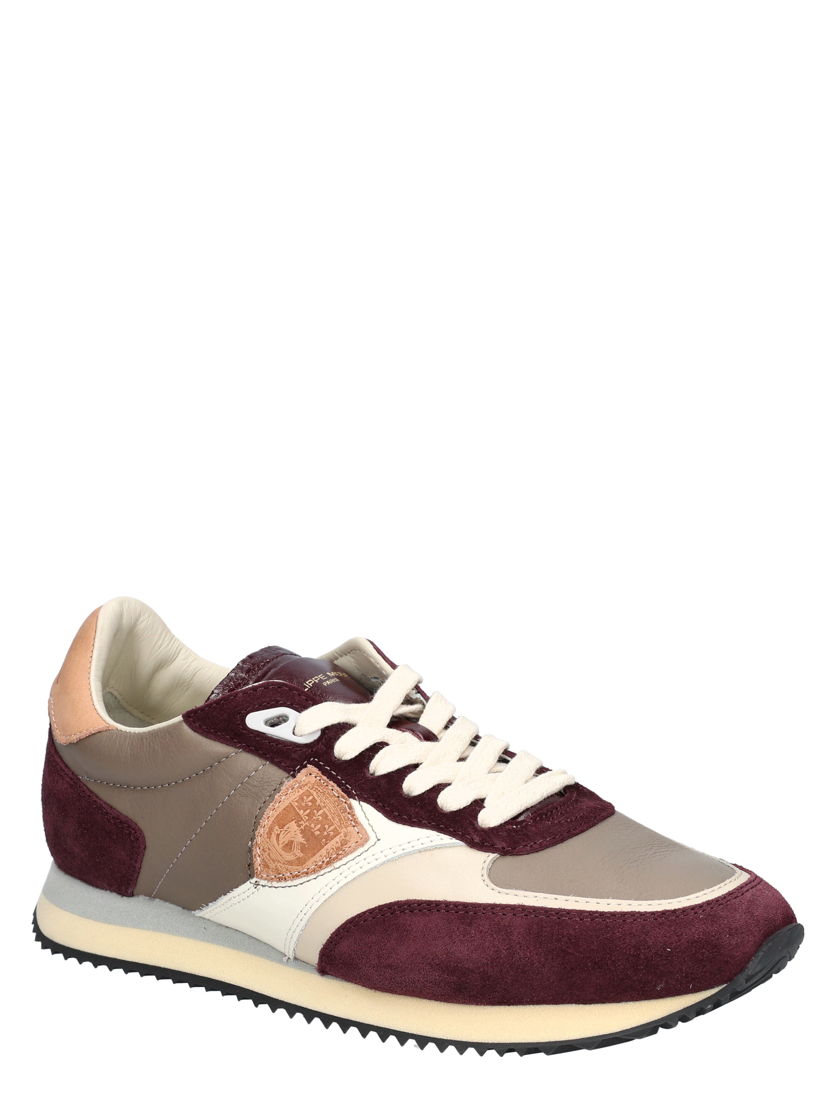 sneaker, sportieve schoen, luxe sneaker, donkerrood, combinatie kleuren