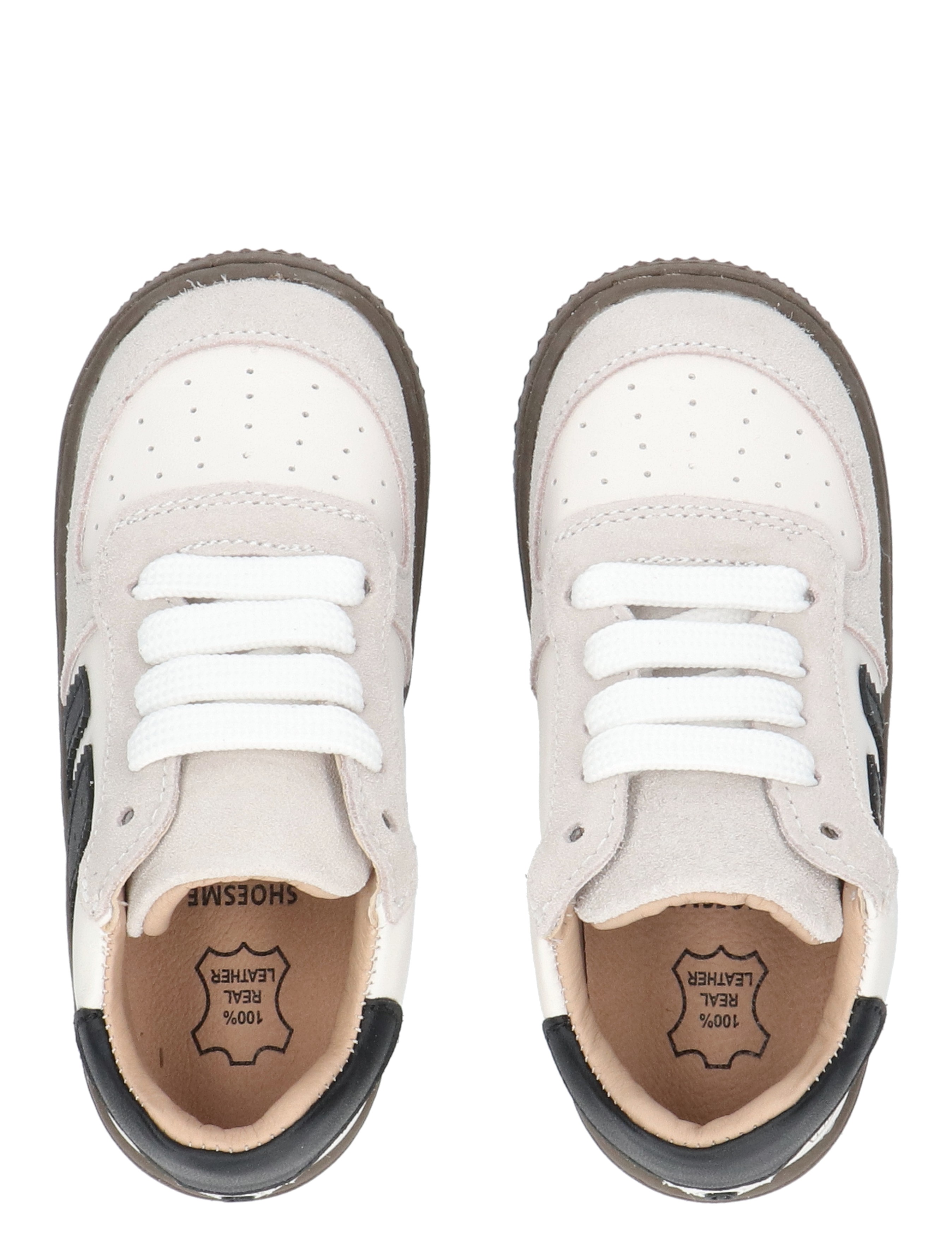 sneakers, suede, luxe?