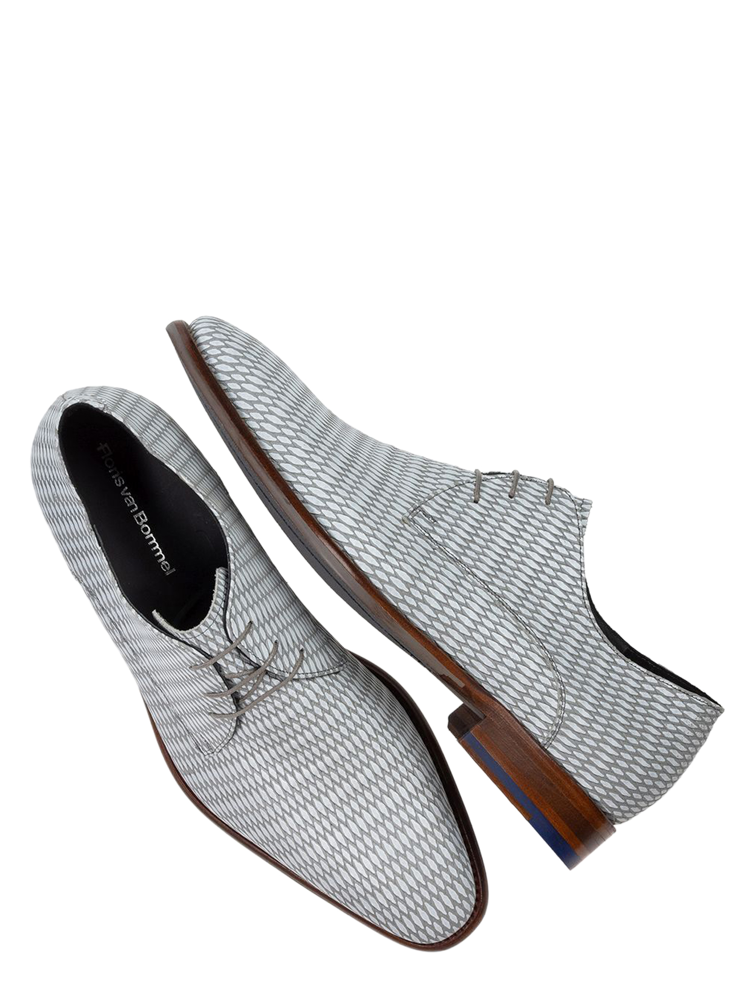 broek, dress schoenen, luxe snit, luxe ni, litteken?