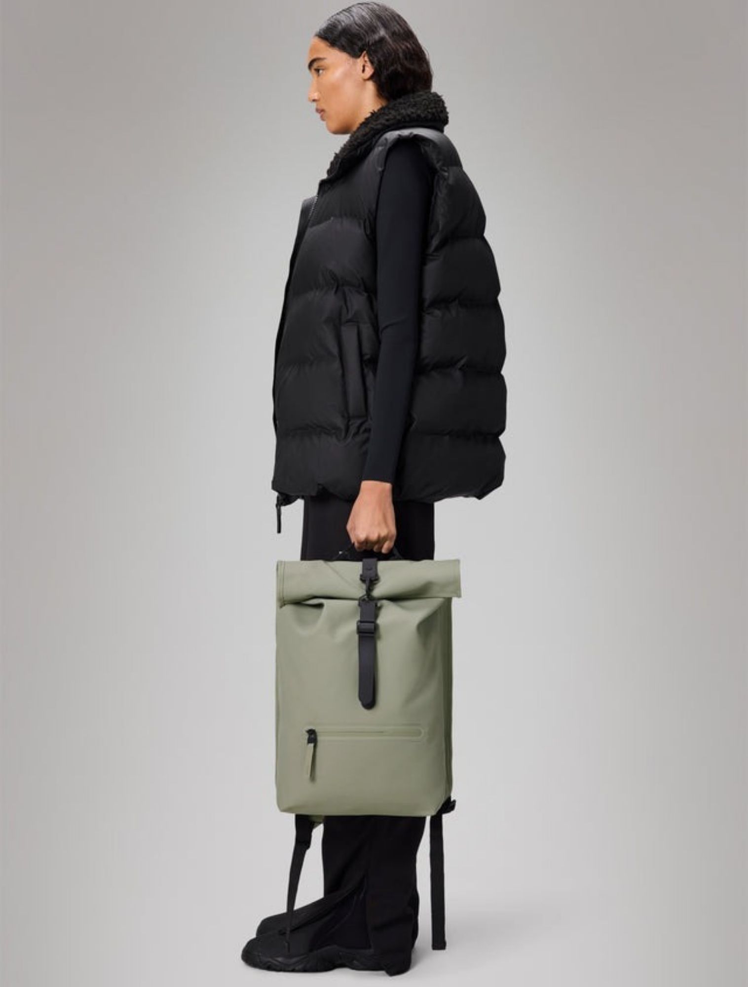 Rains - Rolltop Rucksack 108 Drift Grey - Heren - Schoudertassen - 48335_99_5