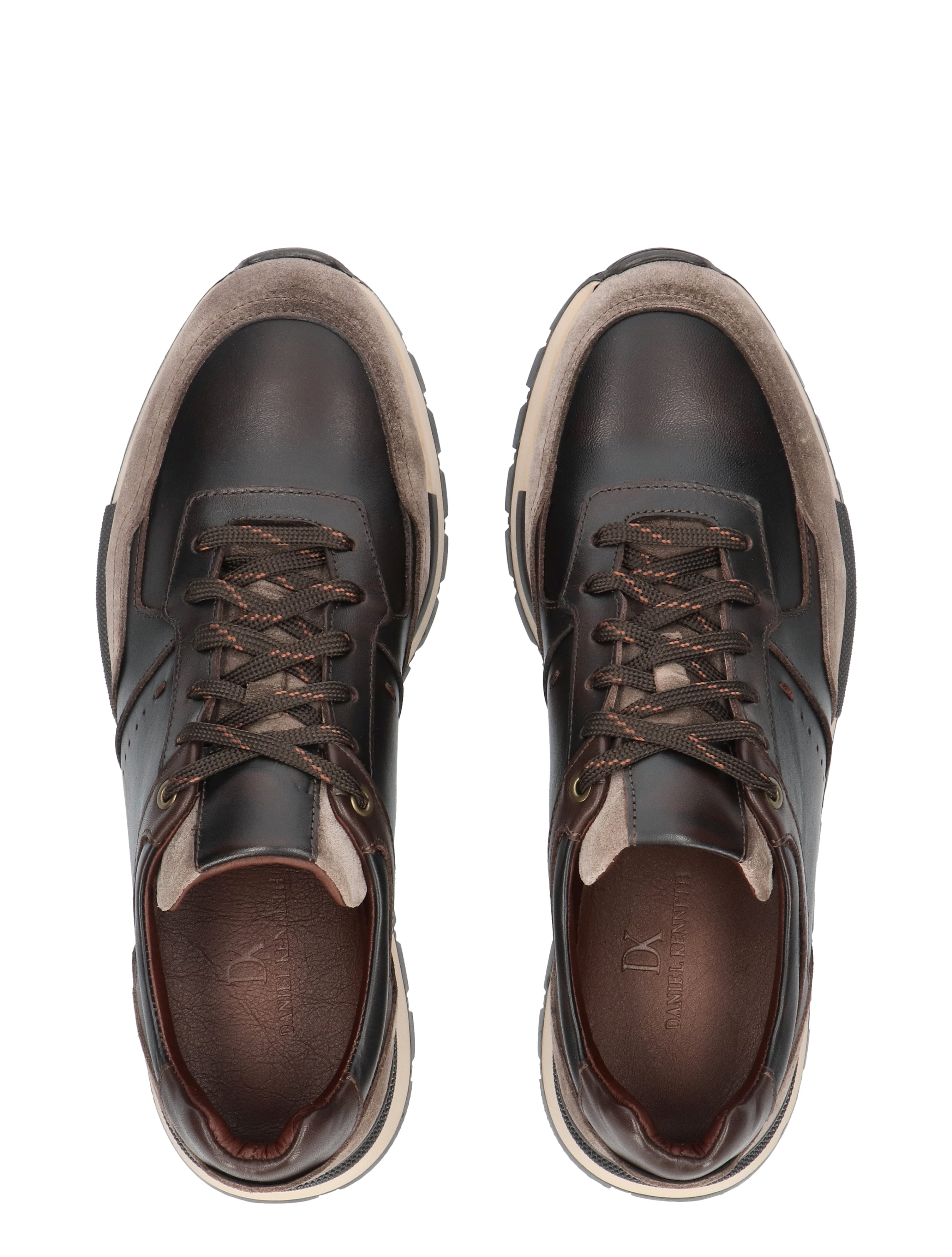 hoge schoen, luxe sneaker, donker bruin, leren veter, slip-on ontwerp