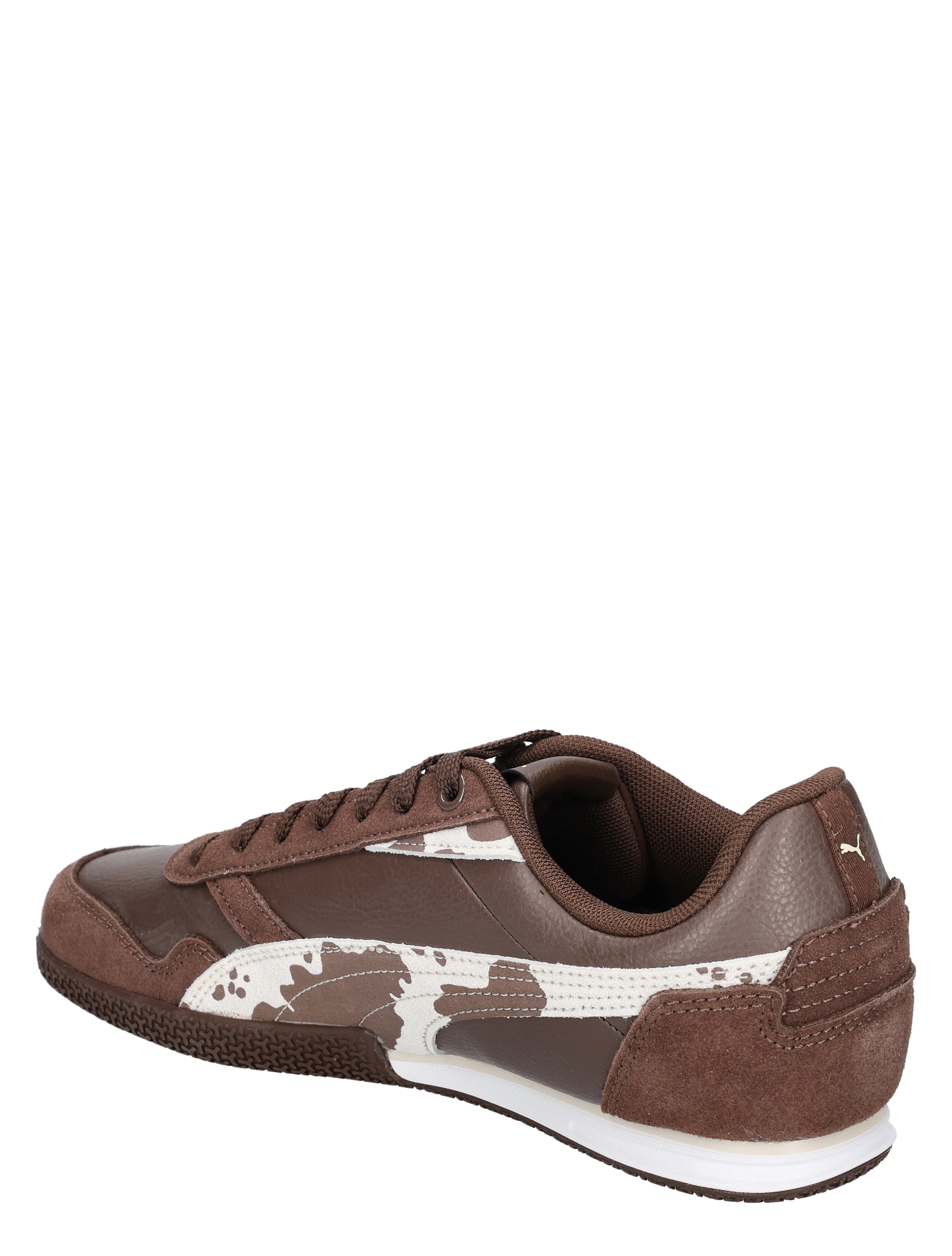 sneaker, bruine kleur, suede, camouflage patroon, sportief design