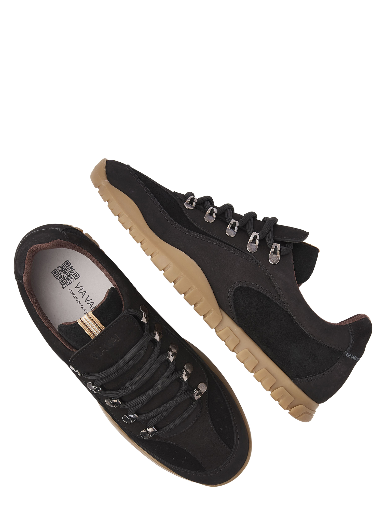 sneakers, zwart, leer, gumsole, vetersluiting