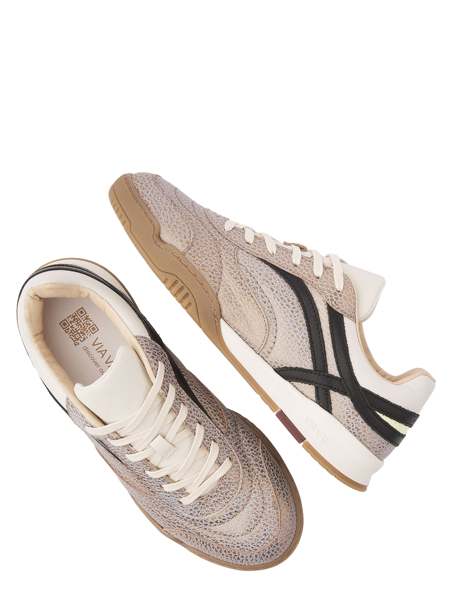 sneakers, mesh, beige, gum sole, lacing