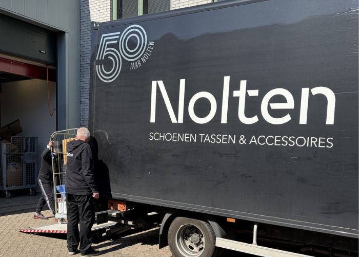 container, vrachtwagen, levering, laden, signage
