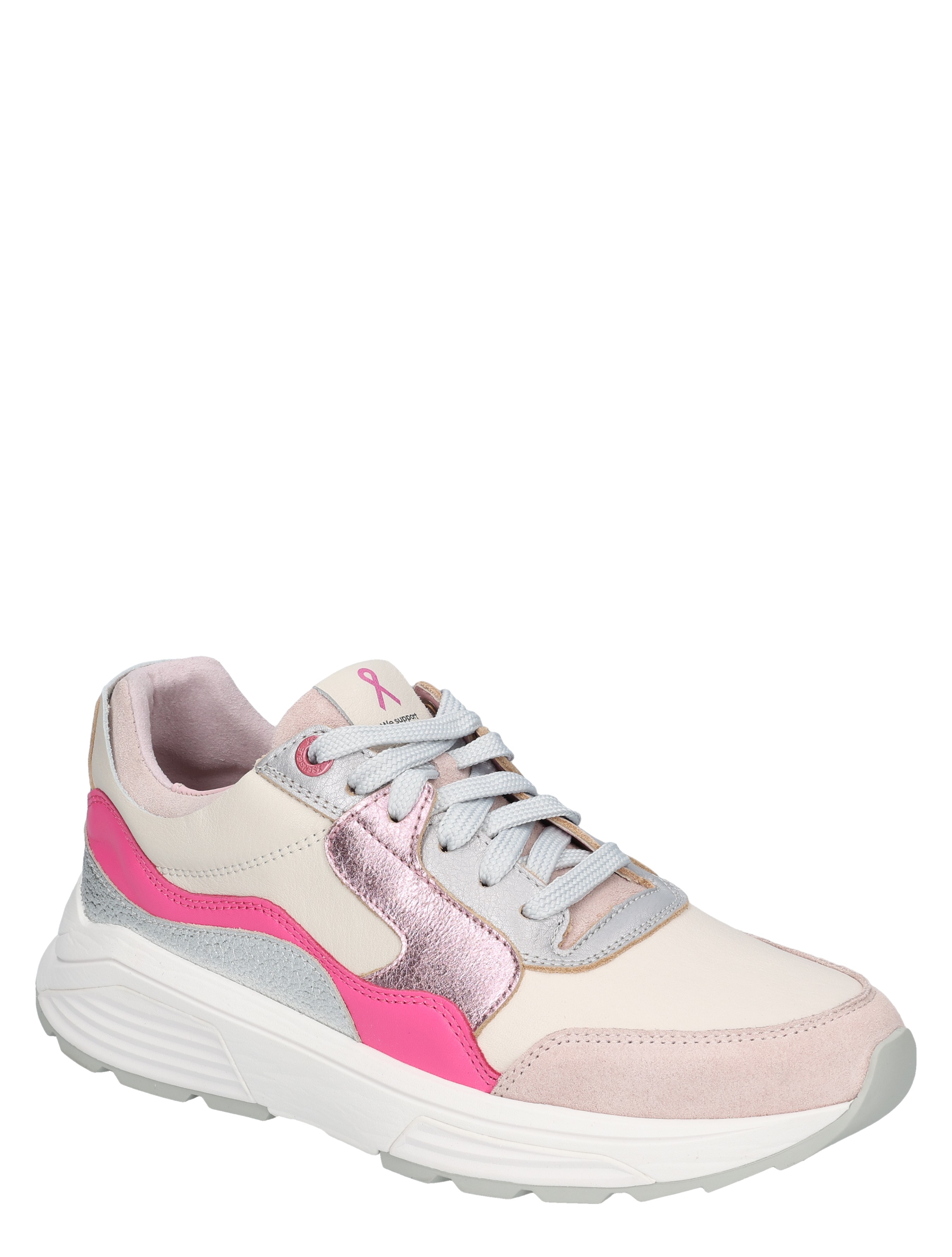 sneaker, hoogschoenen, roze accenten, luxe sport, sportschoen