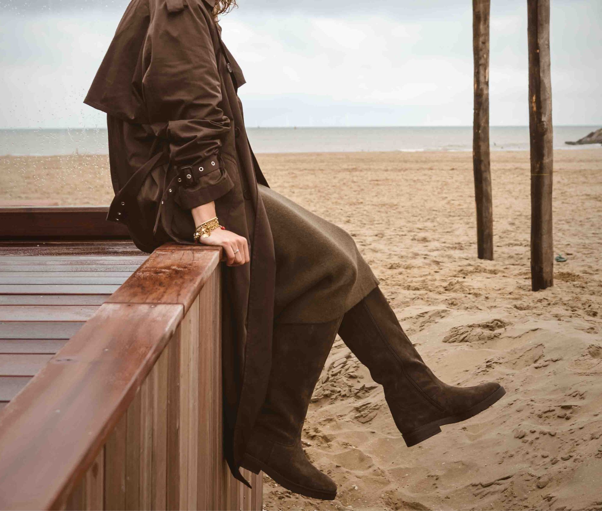 Jas, Hout, Schoen, Persoon, Vrouw