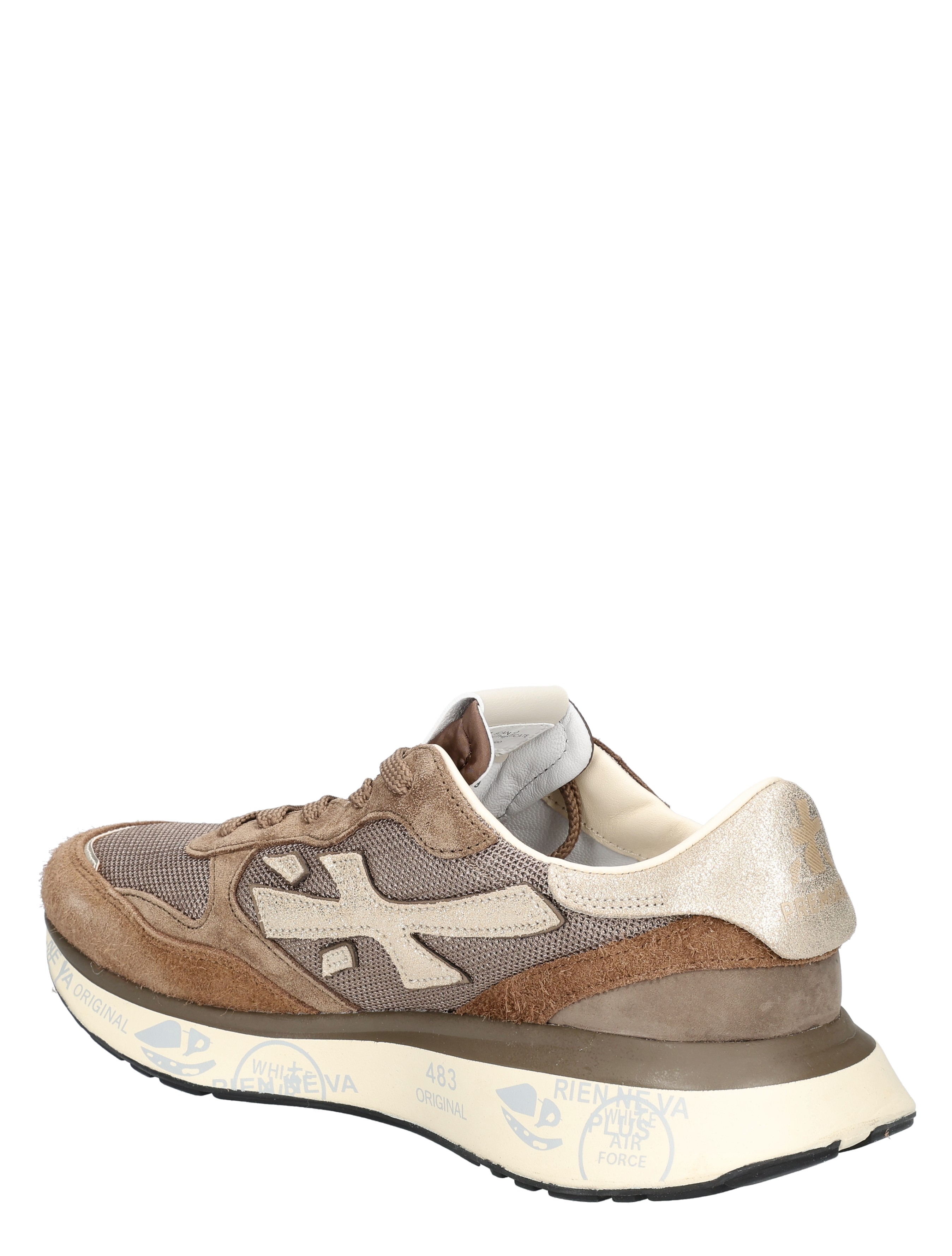 sneaker, sportschoen, bruine tonen, grijs beige mix, louboutin?