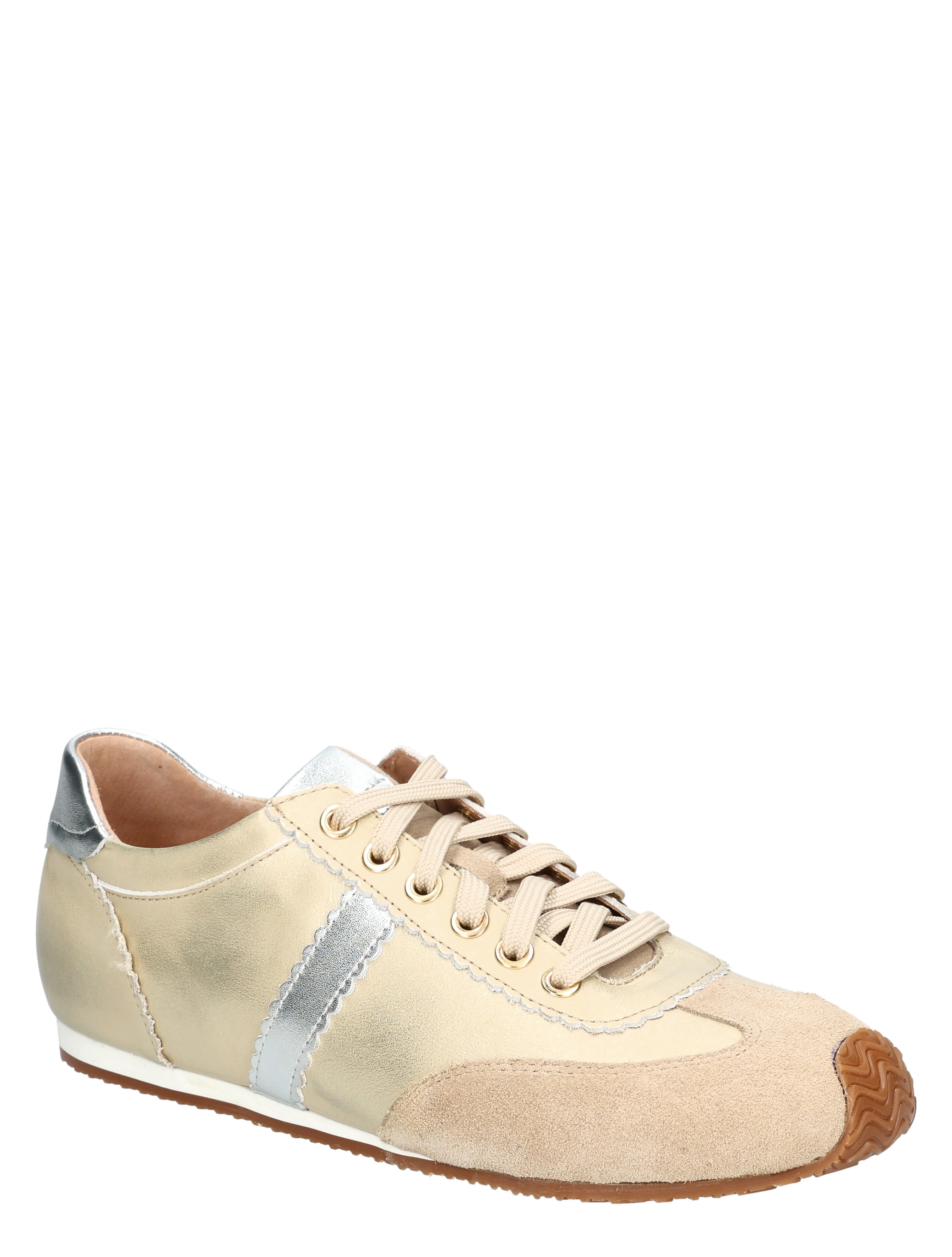 sneaker, witte schoen, valtrend, luxe leren, rubber zool