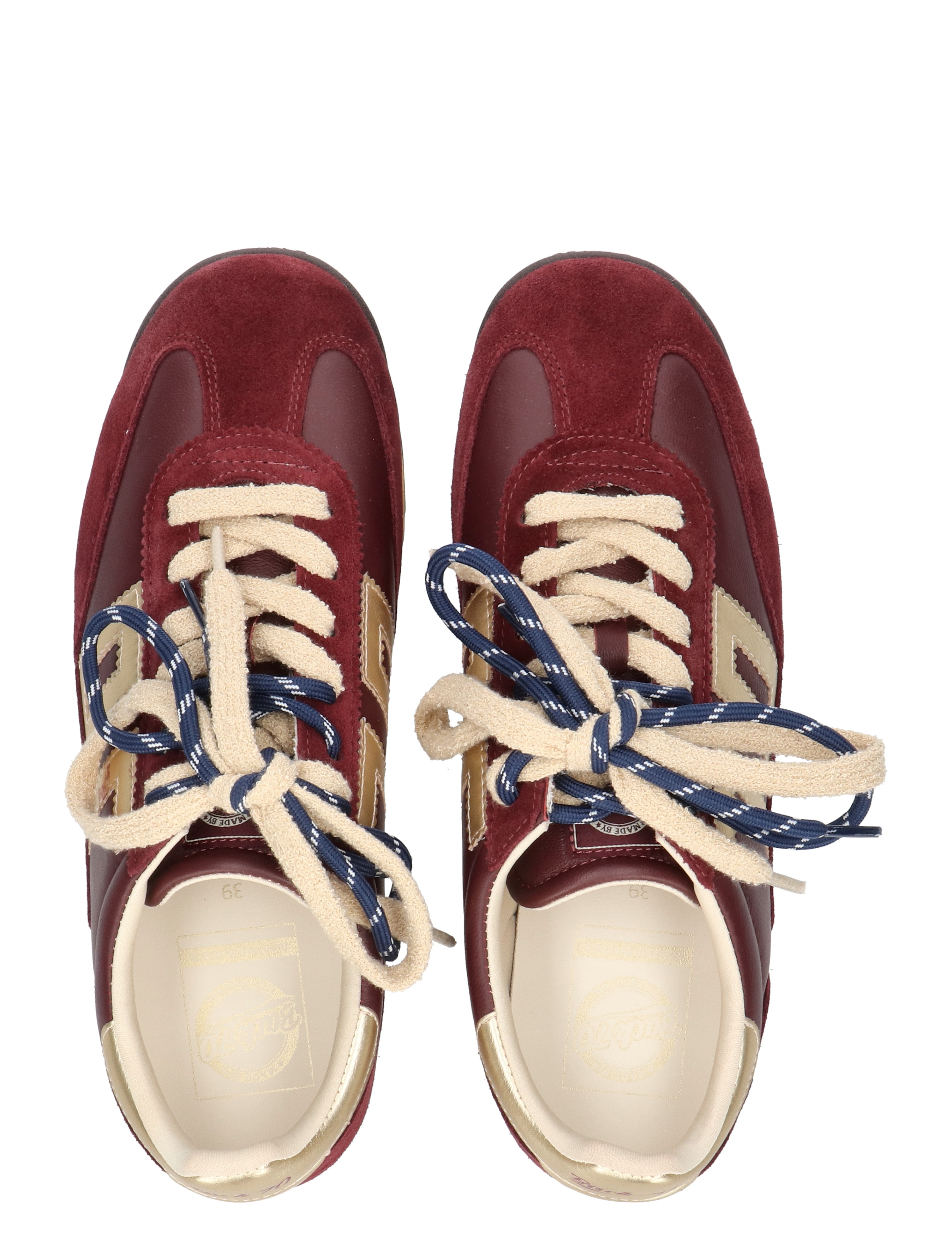 sneakers, laced shoes, burgundy, suede, canvas laces
