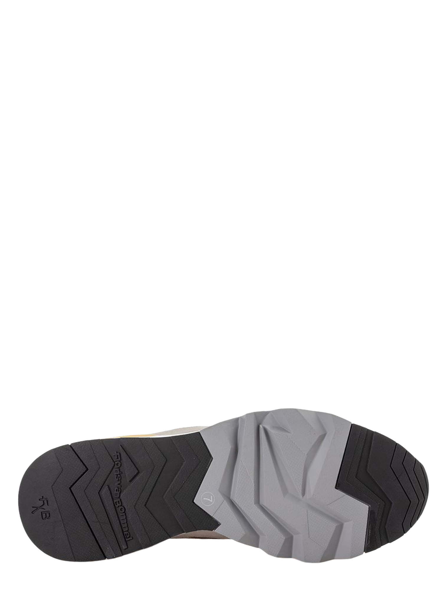 sandal, outdoor, slip-on, rubber sole, grooved tread