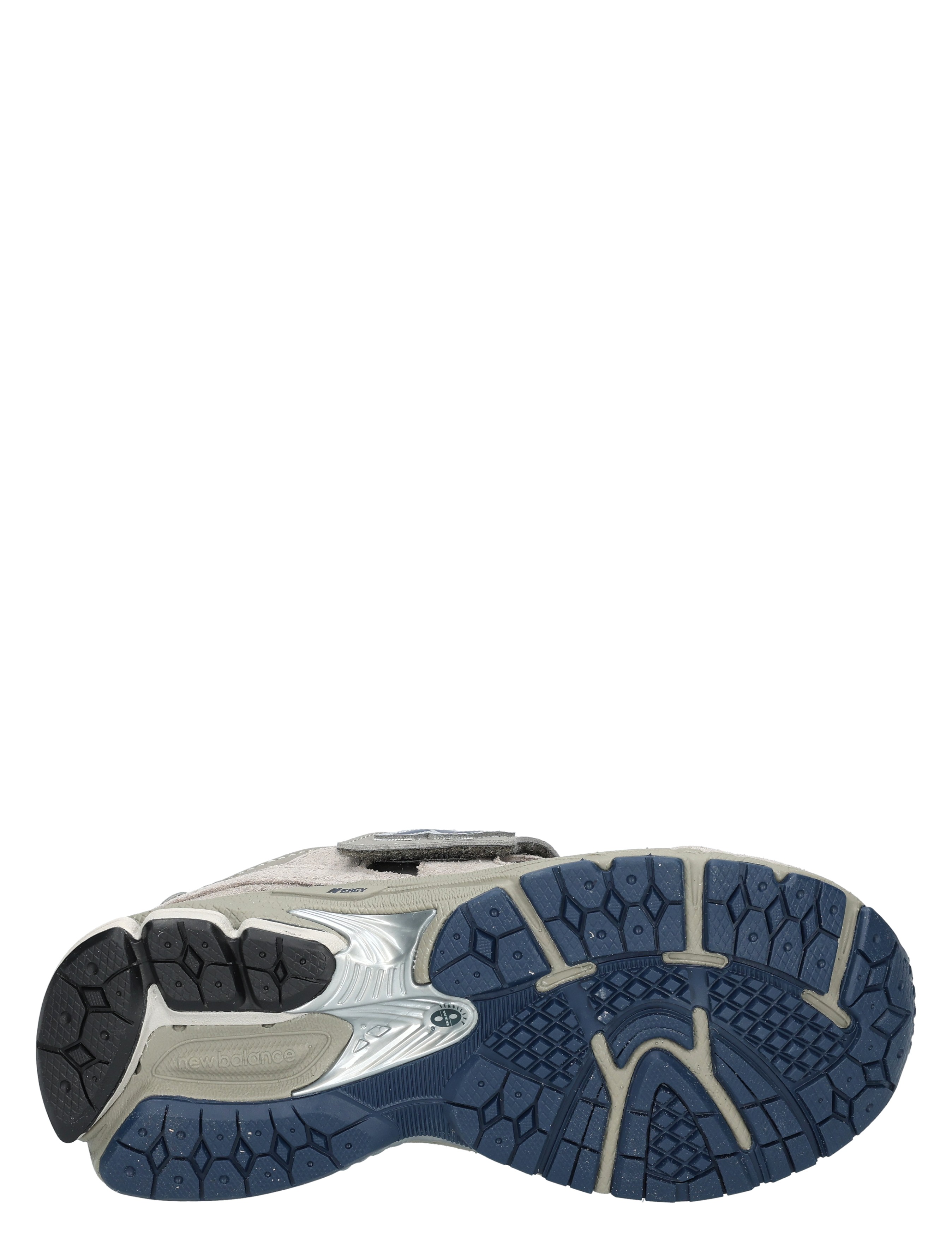 New Balance - 2002 Kids Grey Metallic Silver - Sneakers - Lage Sneakers - Jongens - 51165_77_8