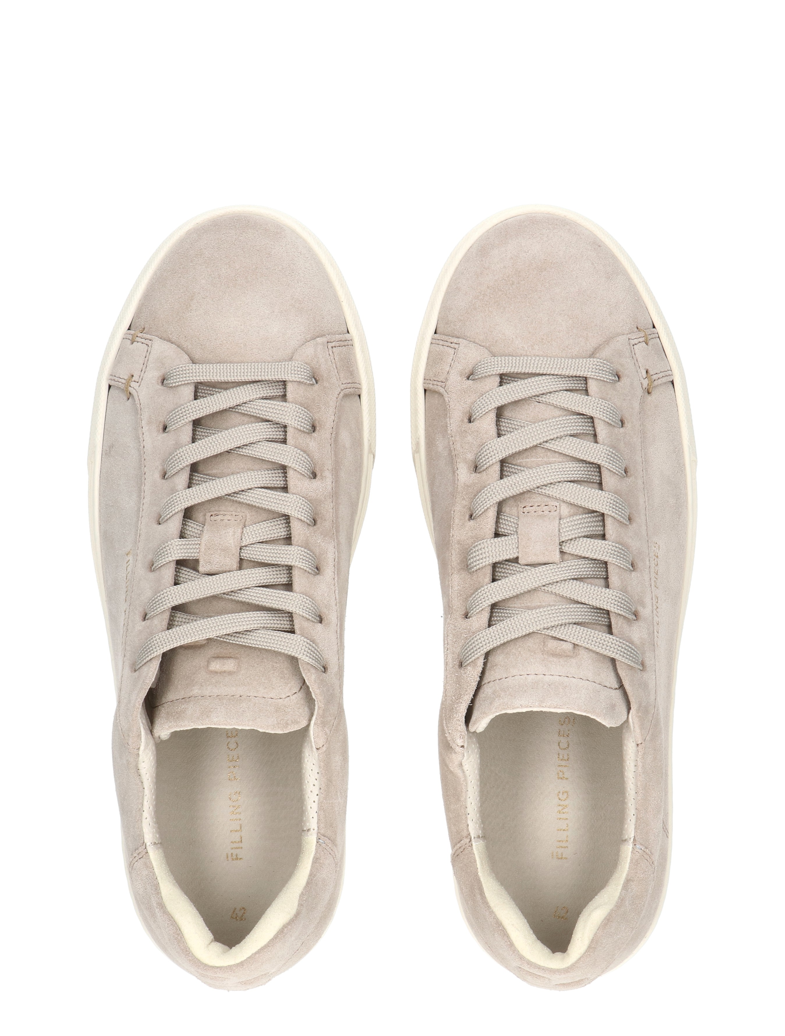 sneakers, latte suède, laufschoenen, veterschoenen, neutraalkleur