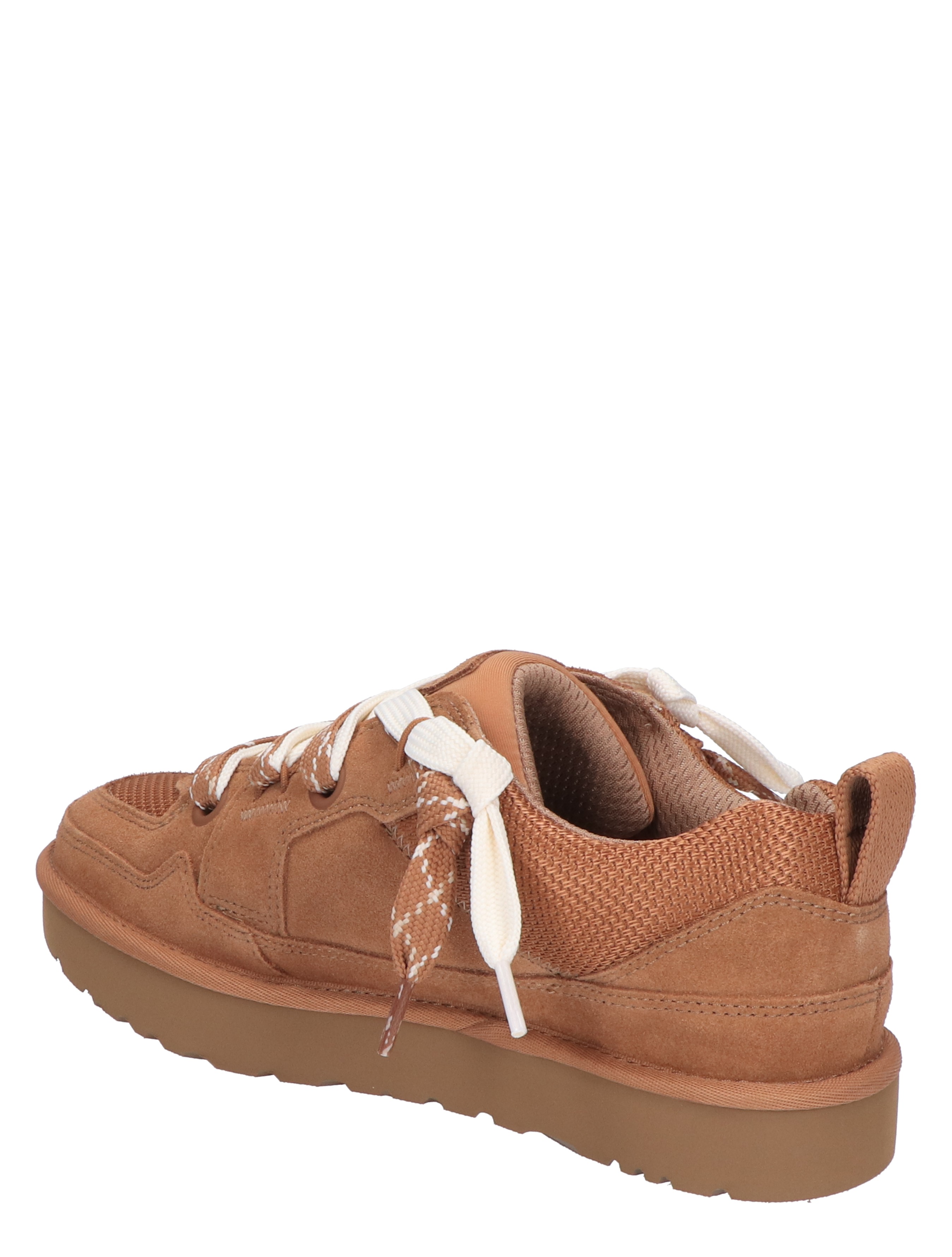 Lo Lowmel Chestnut