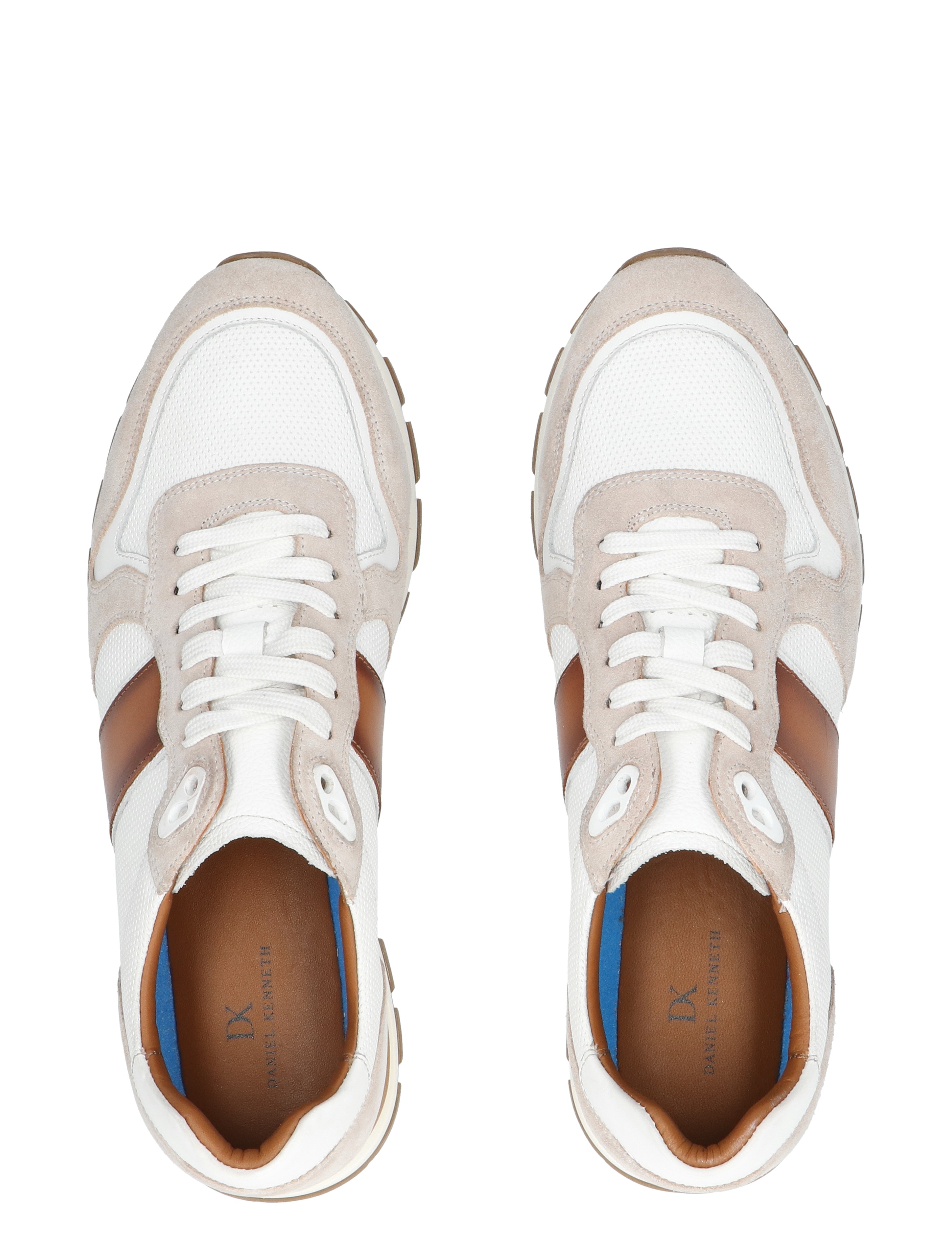 Winay White Tan