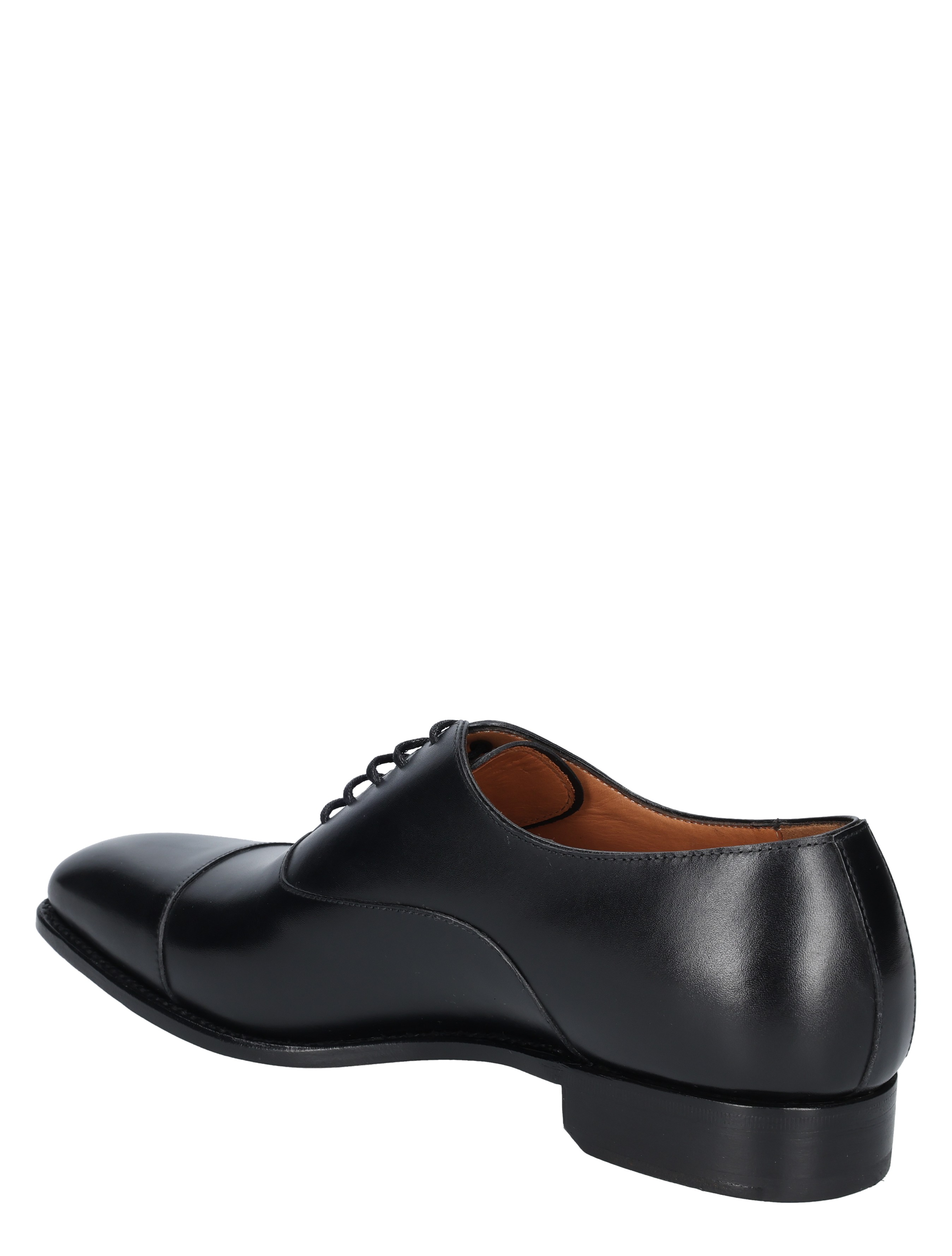 lintvormige schoen, lakschoen, zwarte leder, gedempte hak, veterschoen