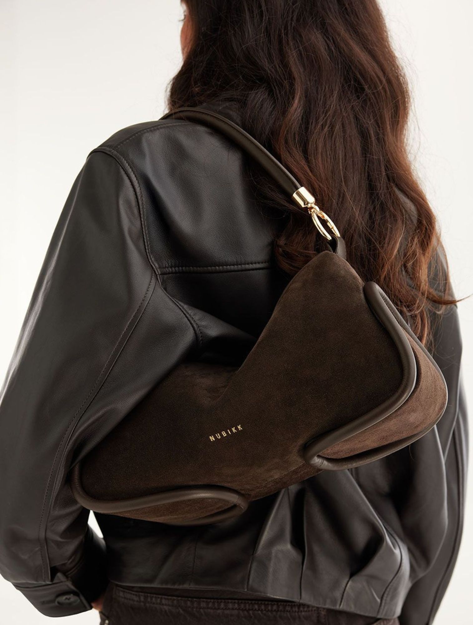 rugzak, rugzak met schouderriem, bruin suede, kunstleer tas, minimalistische tas